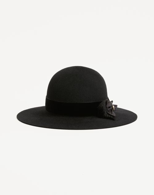 VLogo Signature Hat i Lapinstof og fløjl med taftsløjfe