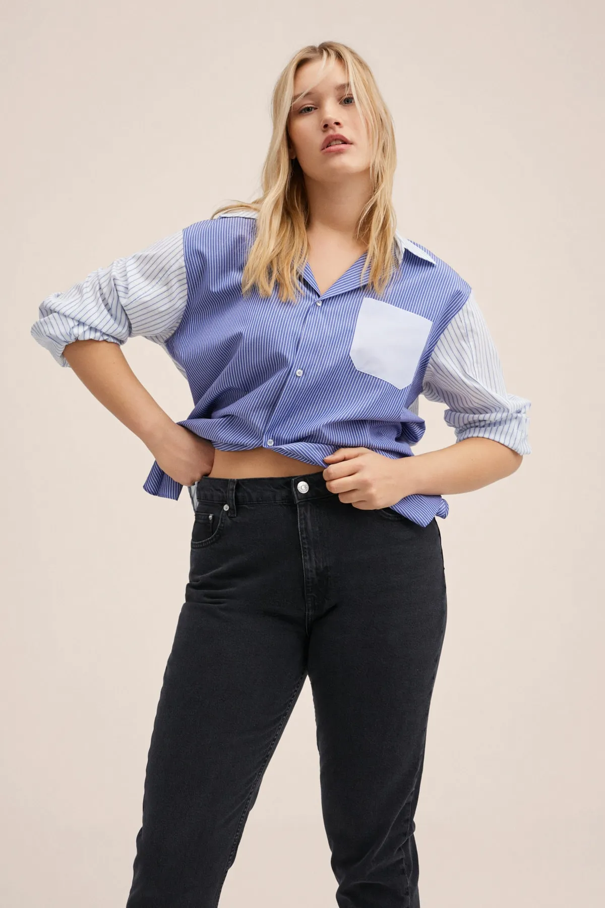 MANGO  Schwarze Denim-Damenjeans 27021110