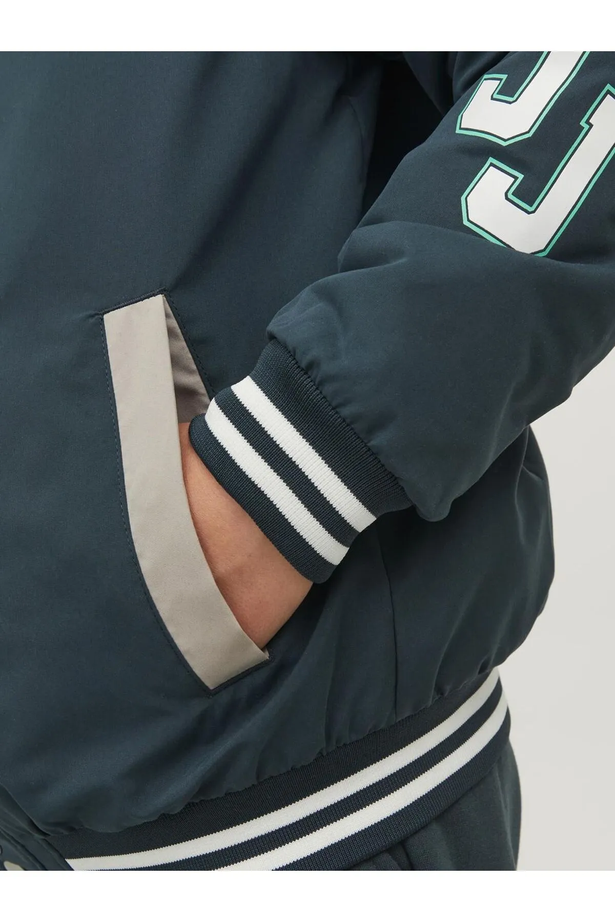 Jack & Jones Junior  Jacke - Grün - Regular Fit