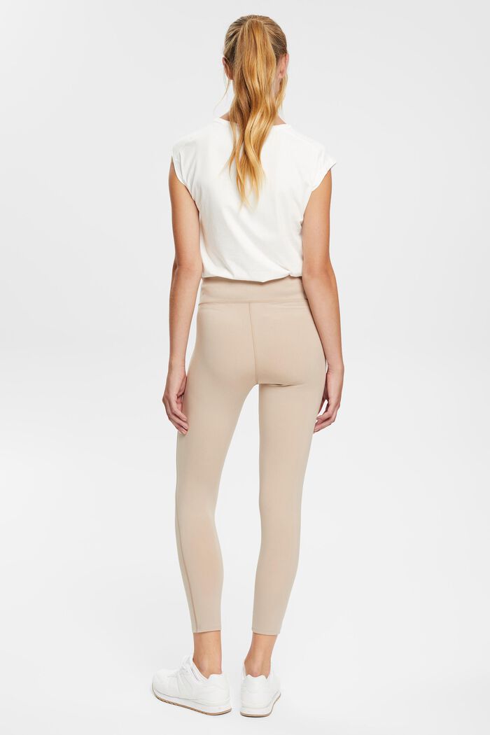 Recycelt: Active-Leggings mit E-DRY