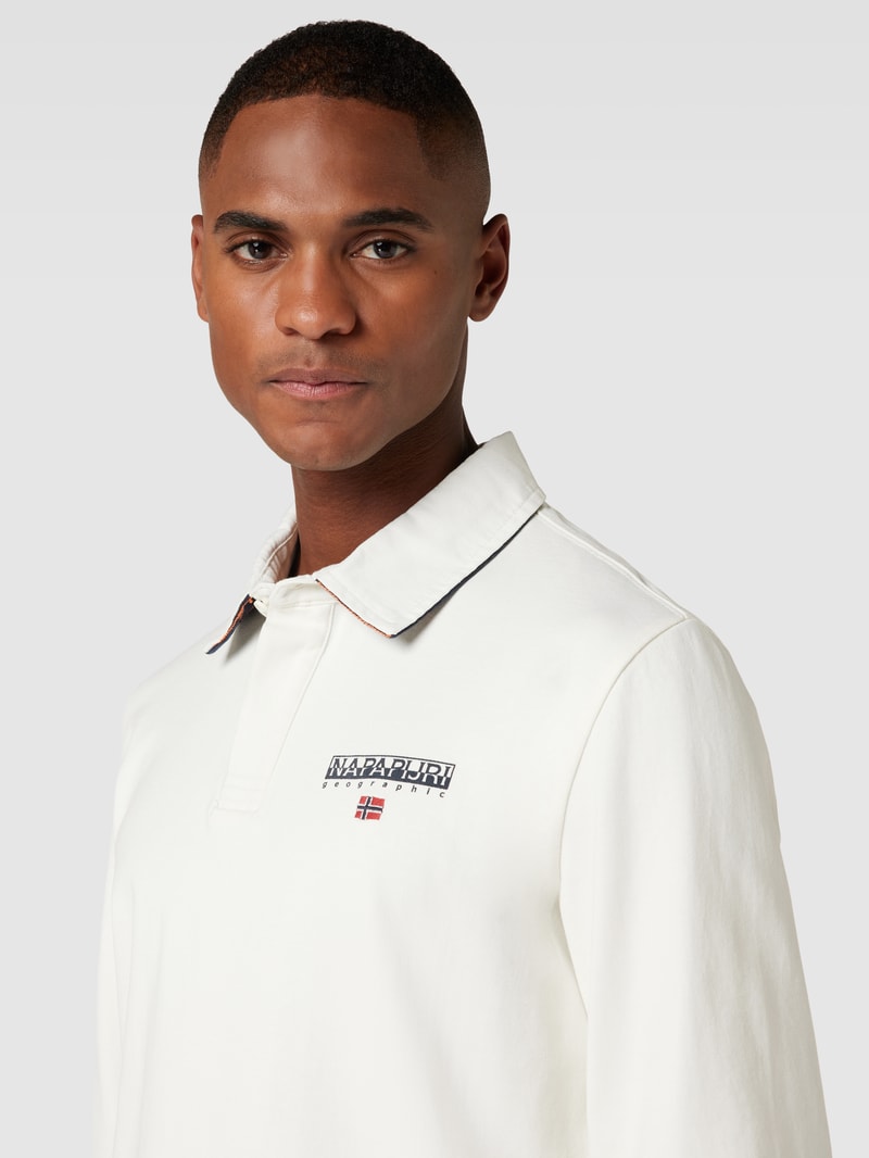 Longsleeve mit Polokragen in offwhite