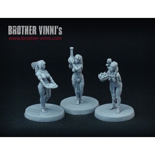 Egyptian Service Girls (28 mm) (3)