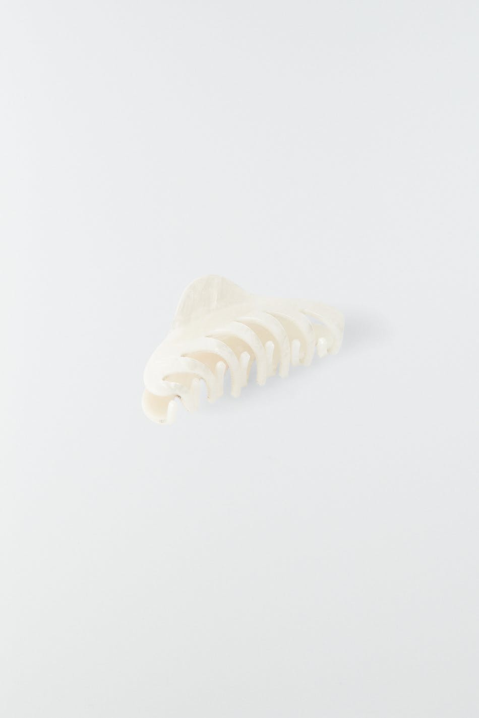 Medium hair clip