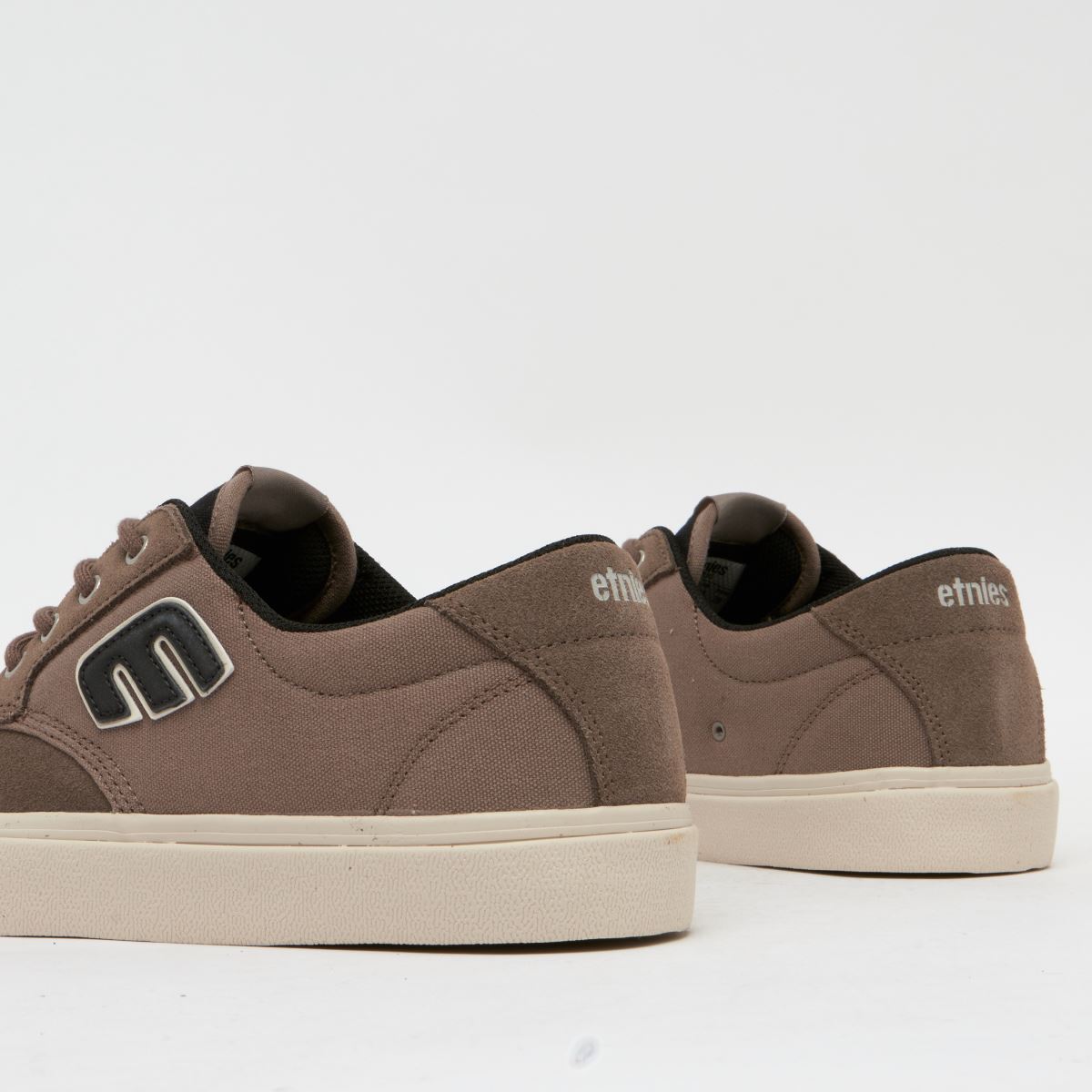 Etnies Barge Plus sportcipő szürke színben