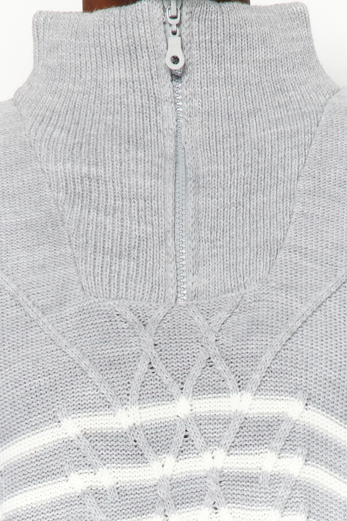 Trendyol Collection  Grauer Strickpullover mit weiter Passform TWOAW22KZ0020