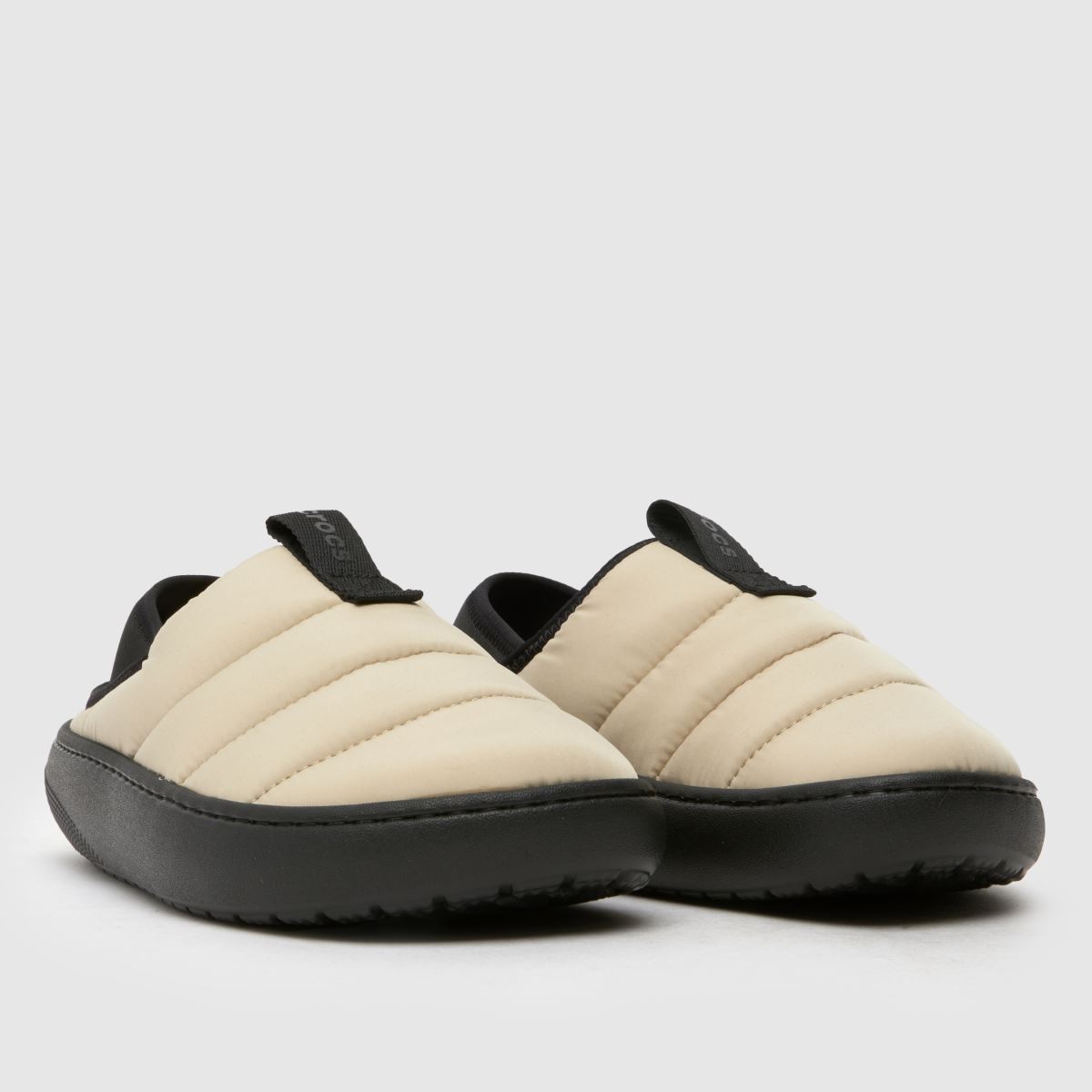 Crocs puff moc szandál bézs színben