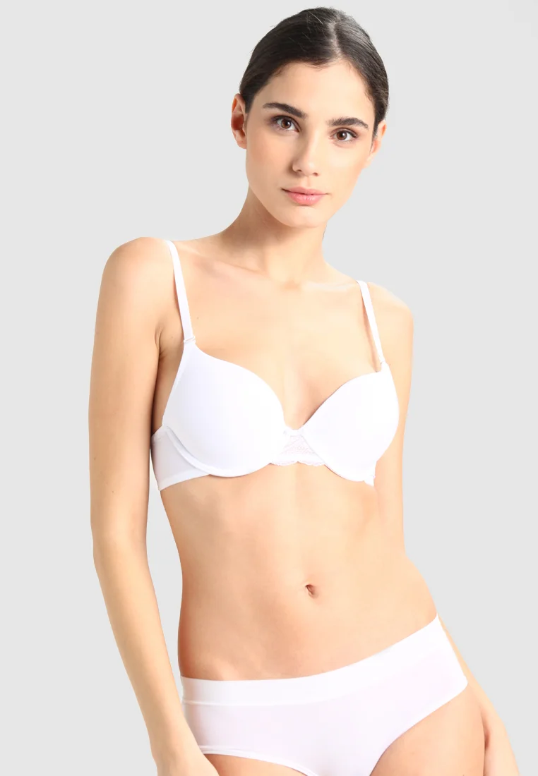 Triumph LOVELY - Sujetador con tirantes ajustables