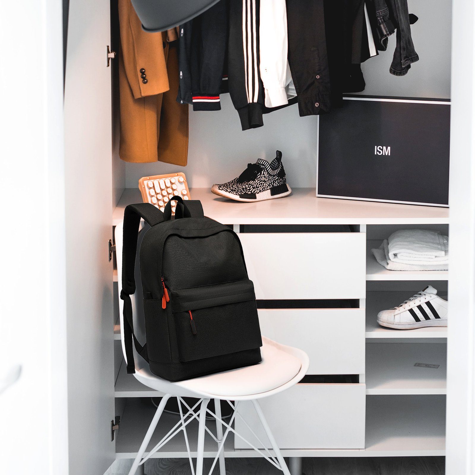 TAN.TOMI Rucksack Multifunktionsrucksack, mit Laptopfach und USB- sowie Kopfhörereingang