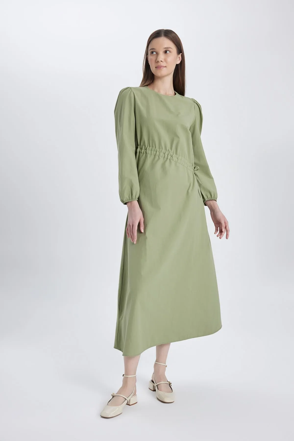 DeFacto  Popeline-Langarmkleid mit normaler Passform und Rundhalsausschnitt A9409ax24sp