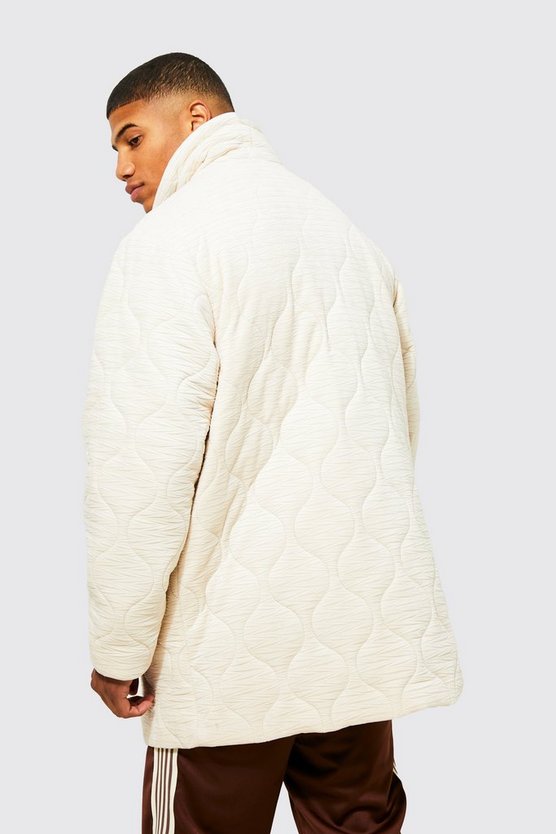 Mittellange Samt-Steppjacke