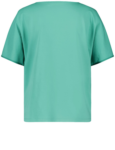 Fließendes Blusenshirt mit Material-Patch