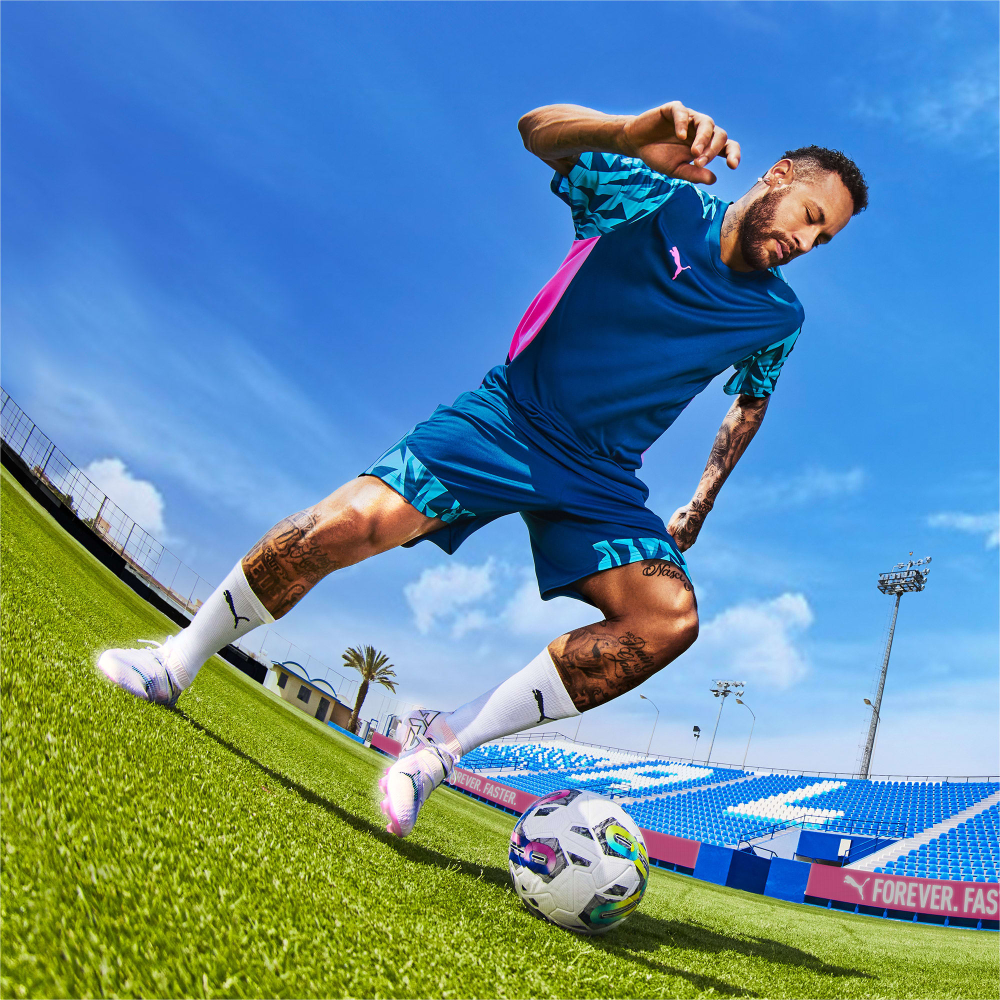 PUMA Future 7 Ultimate FG AG 107599_01 / weiss