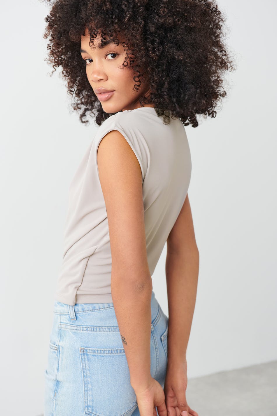 Drapy top