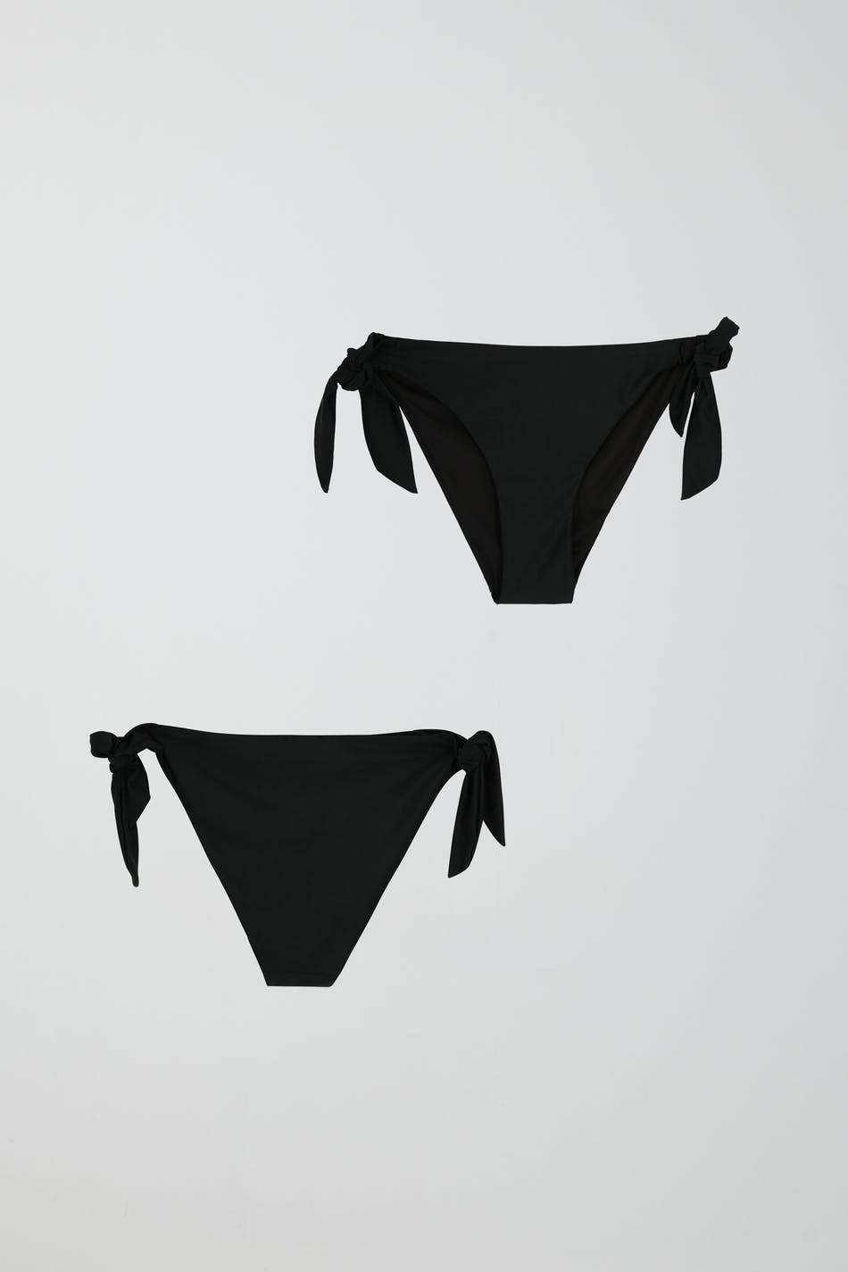 Low waist bikini brief