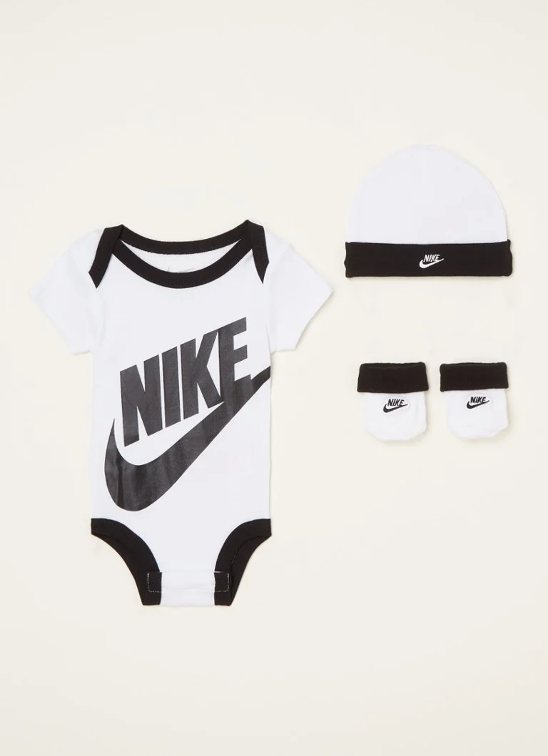 „Nike“ dovanų rinkinys su romperiu, kepure ir kojinėmis, 3 dalių