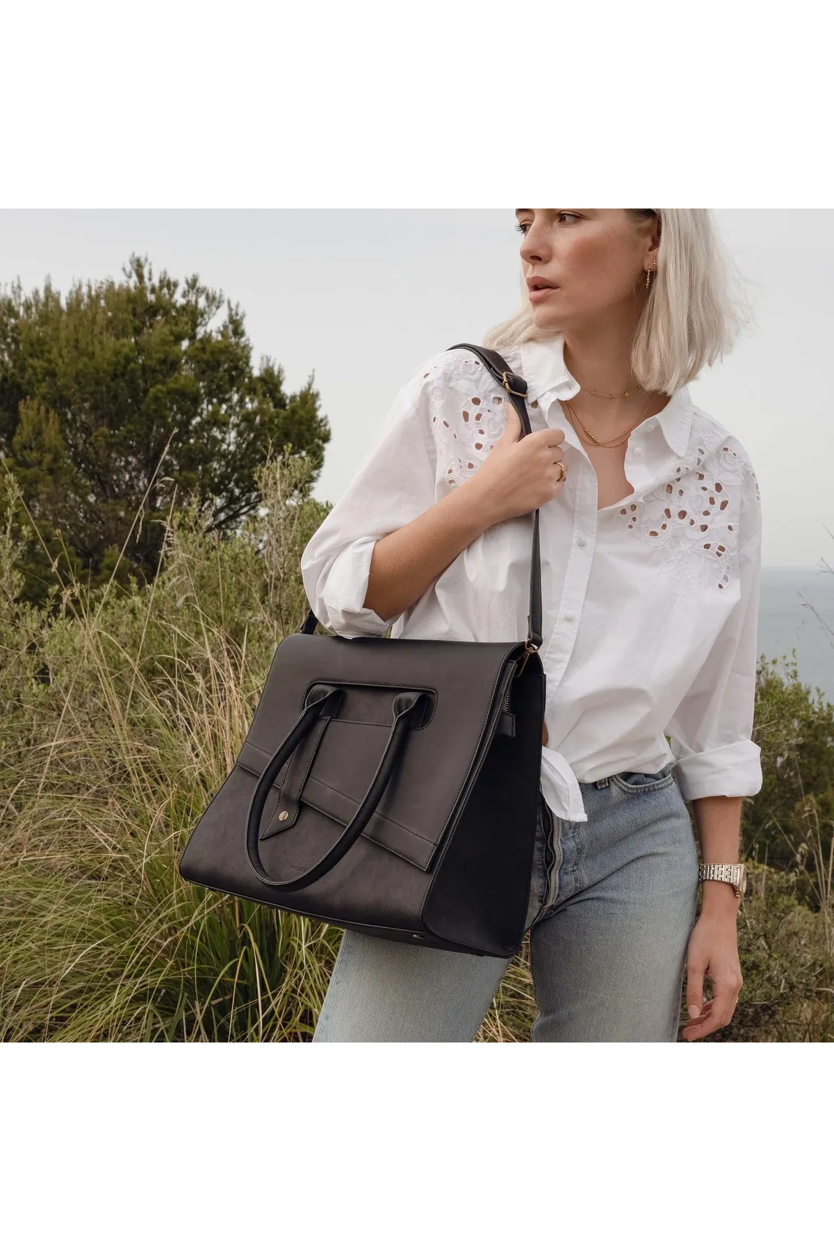 Violet Hamden  Essential Bag Schwarze Shopper VH25020