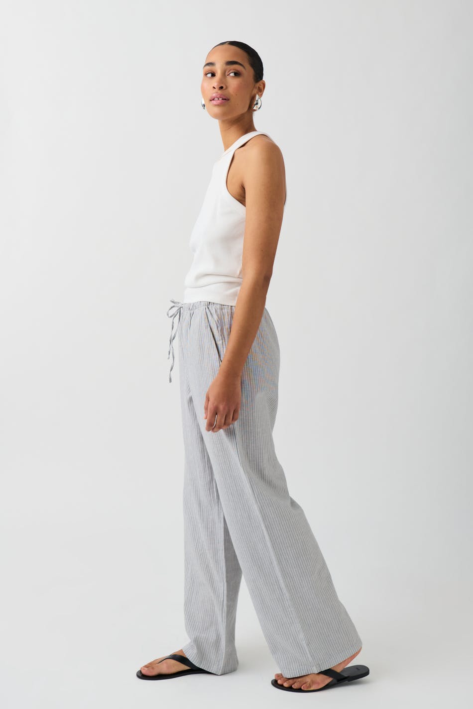 Linen blend trousers