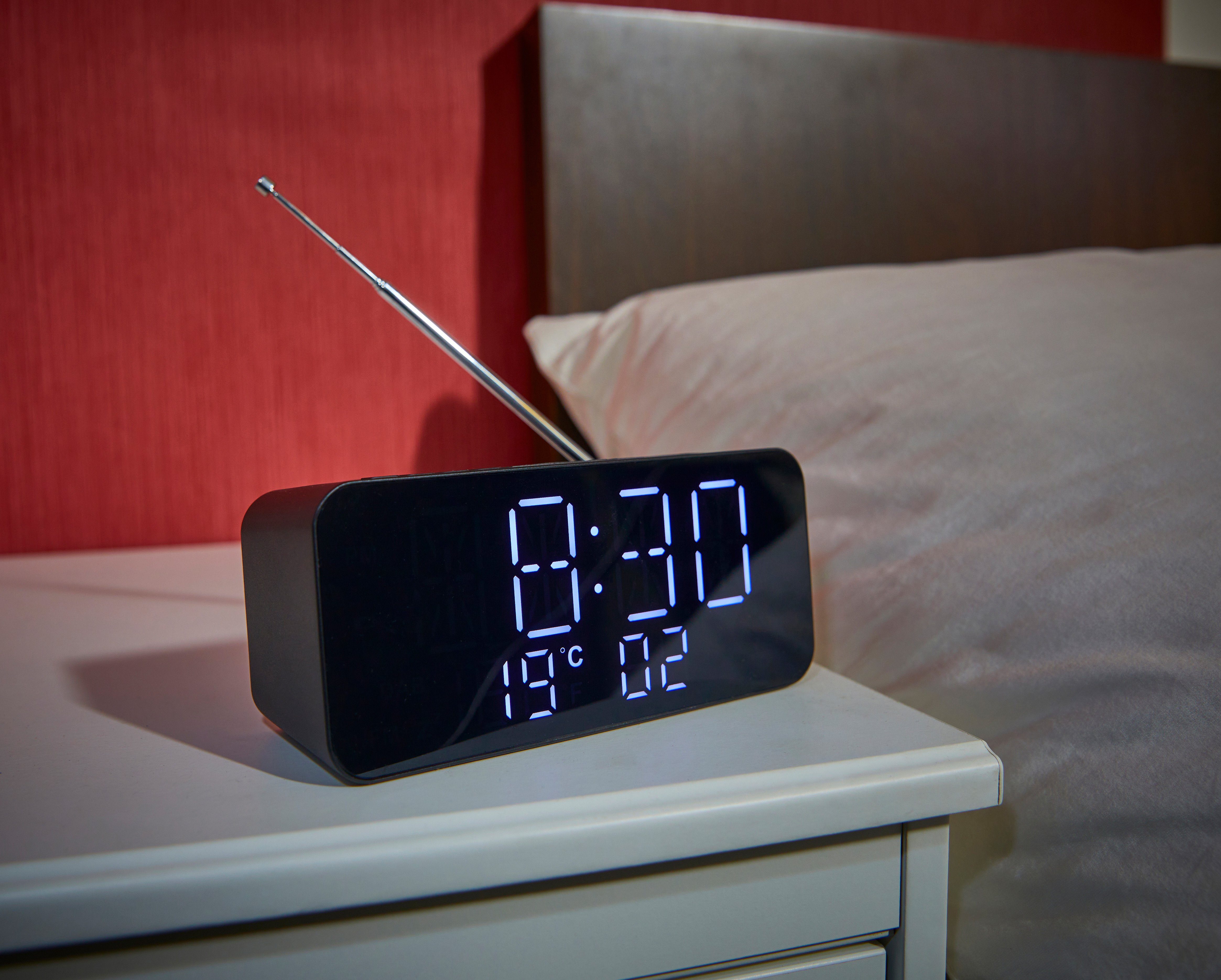 Northpoint Radiowecker DAB+ Radiowecker digital automatische Sendersuche Wecker Sleep-Timer