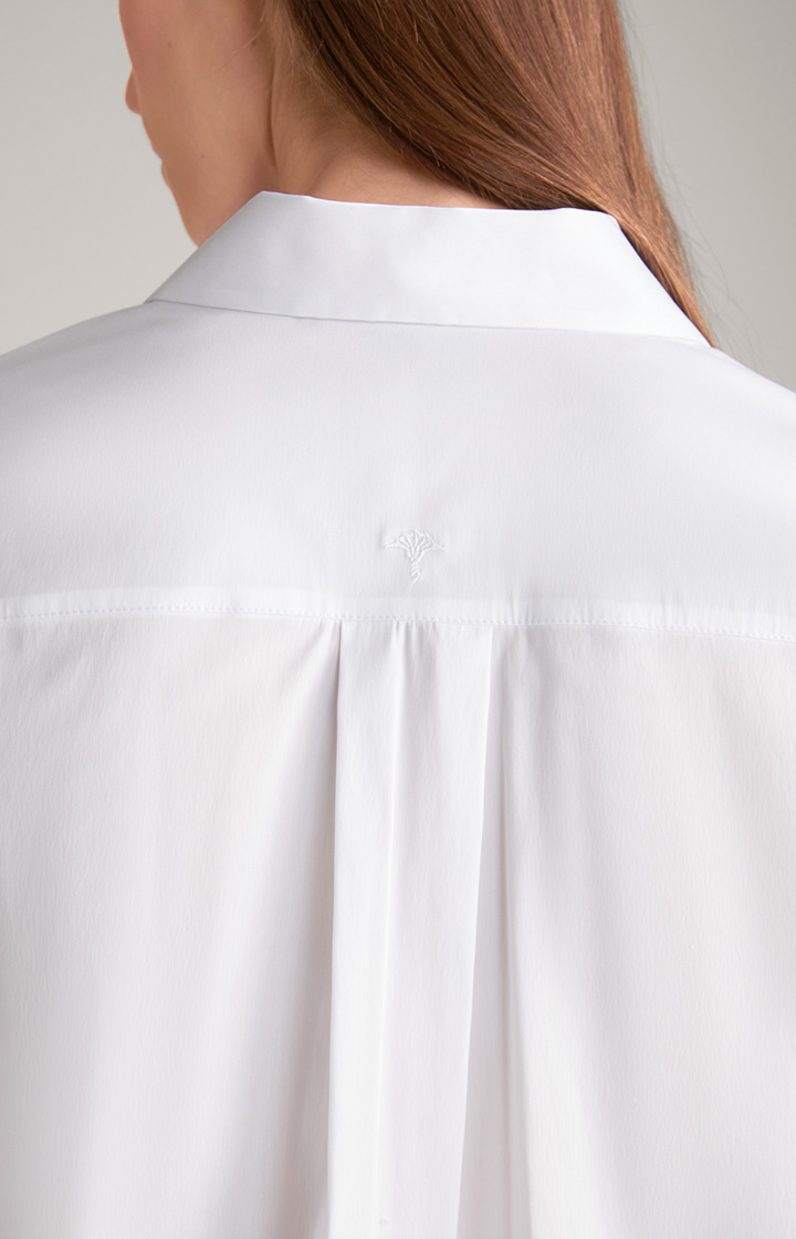 Long-Bluse in Weiß