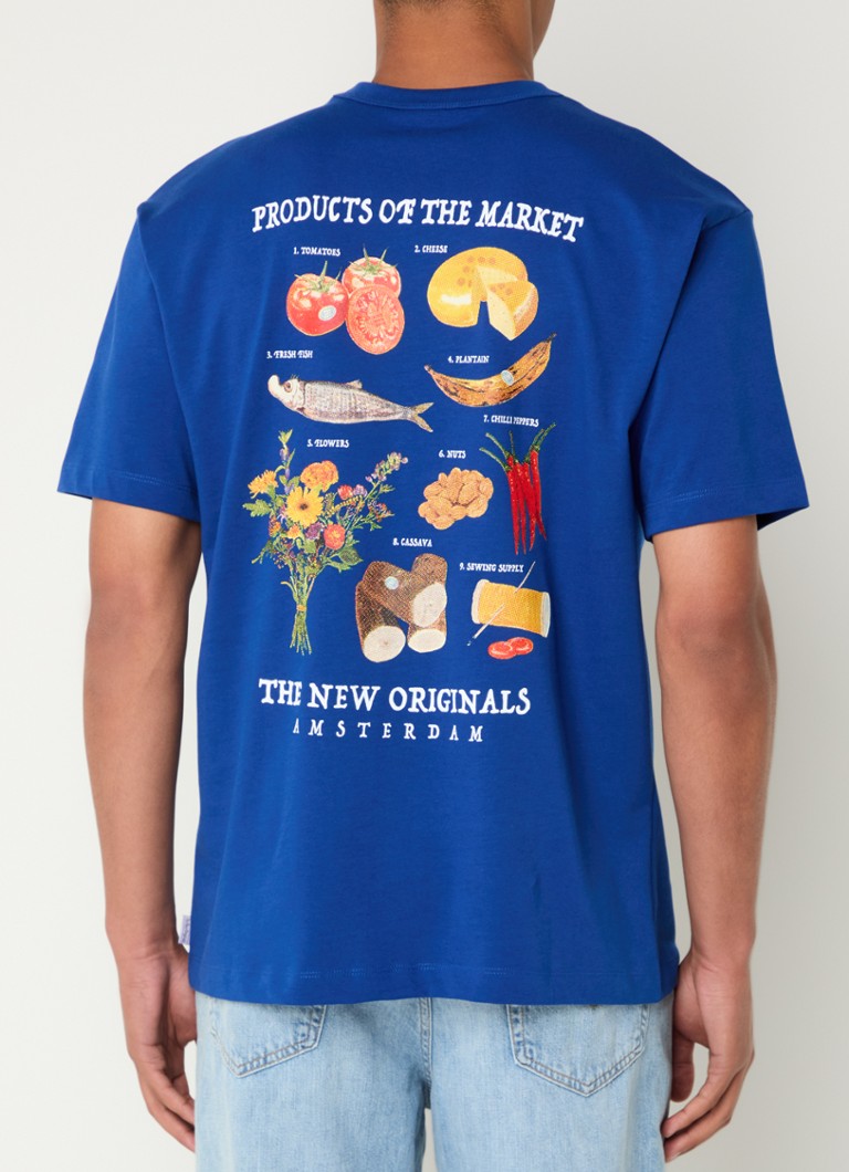 The New Originals Product Of The Market -t-paita, jossa on logo ja painatus takana