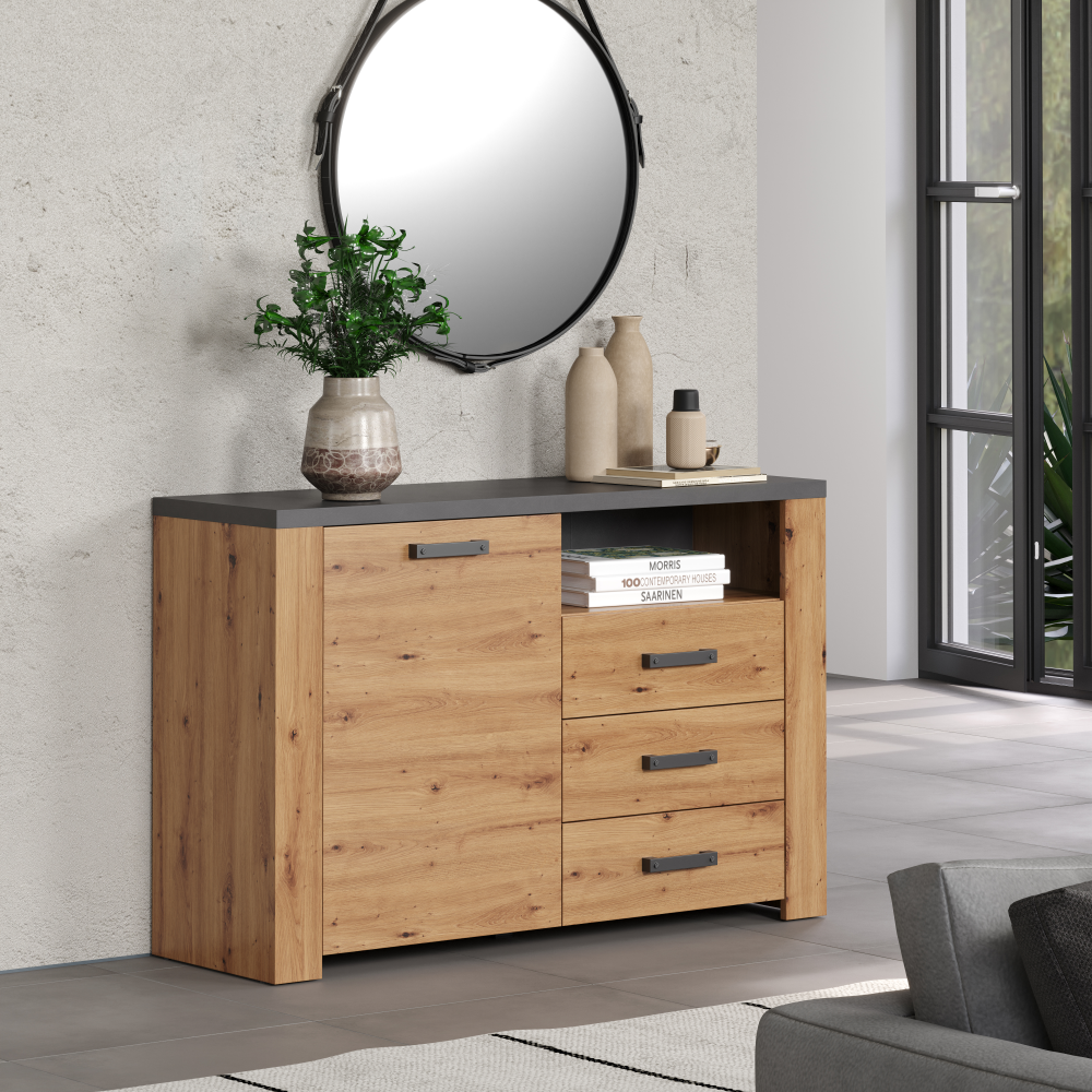 Sideboard Follow
