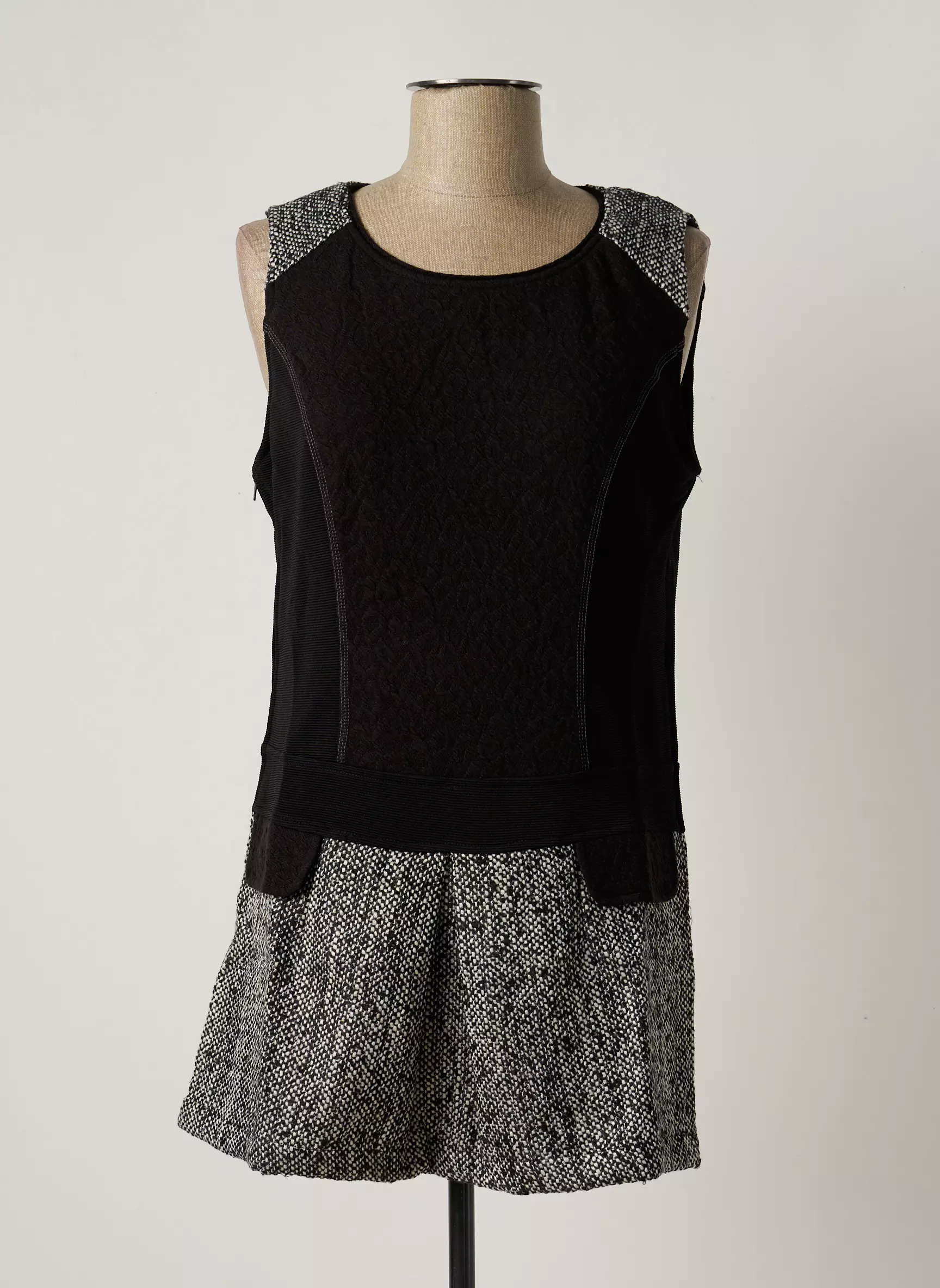Areline Robes Courtes Femme couleur noir