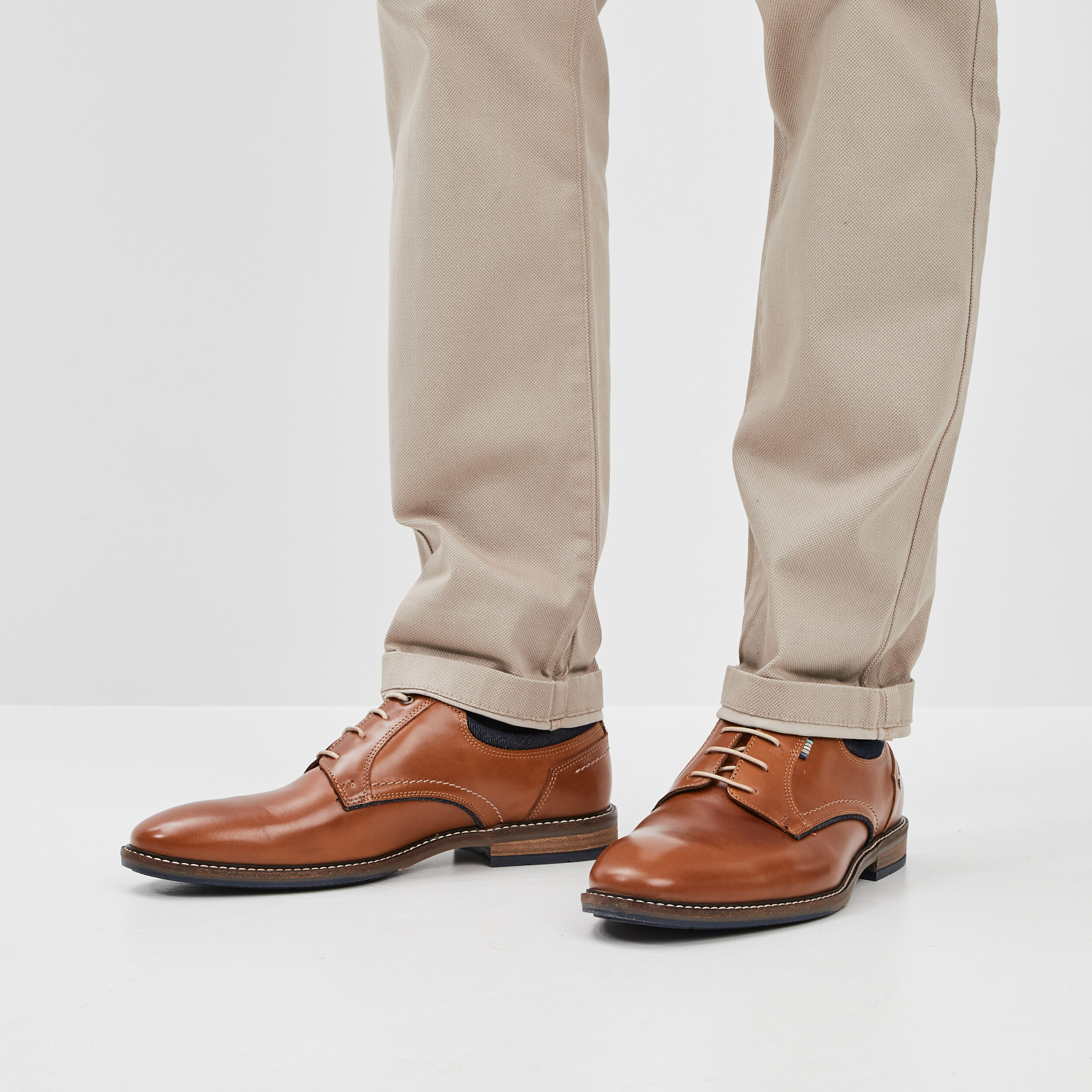 Derbies à lacets en cuir marron homme | La Halle