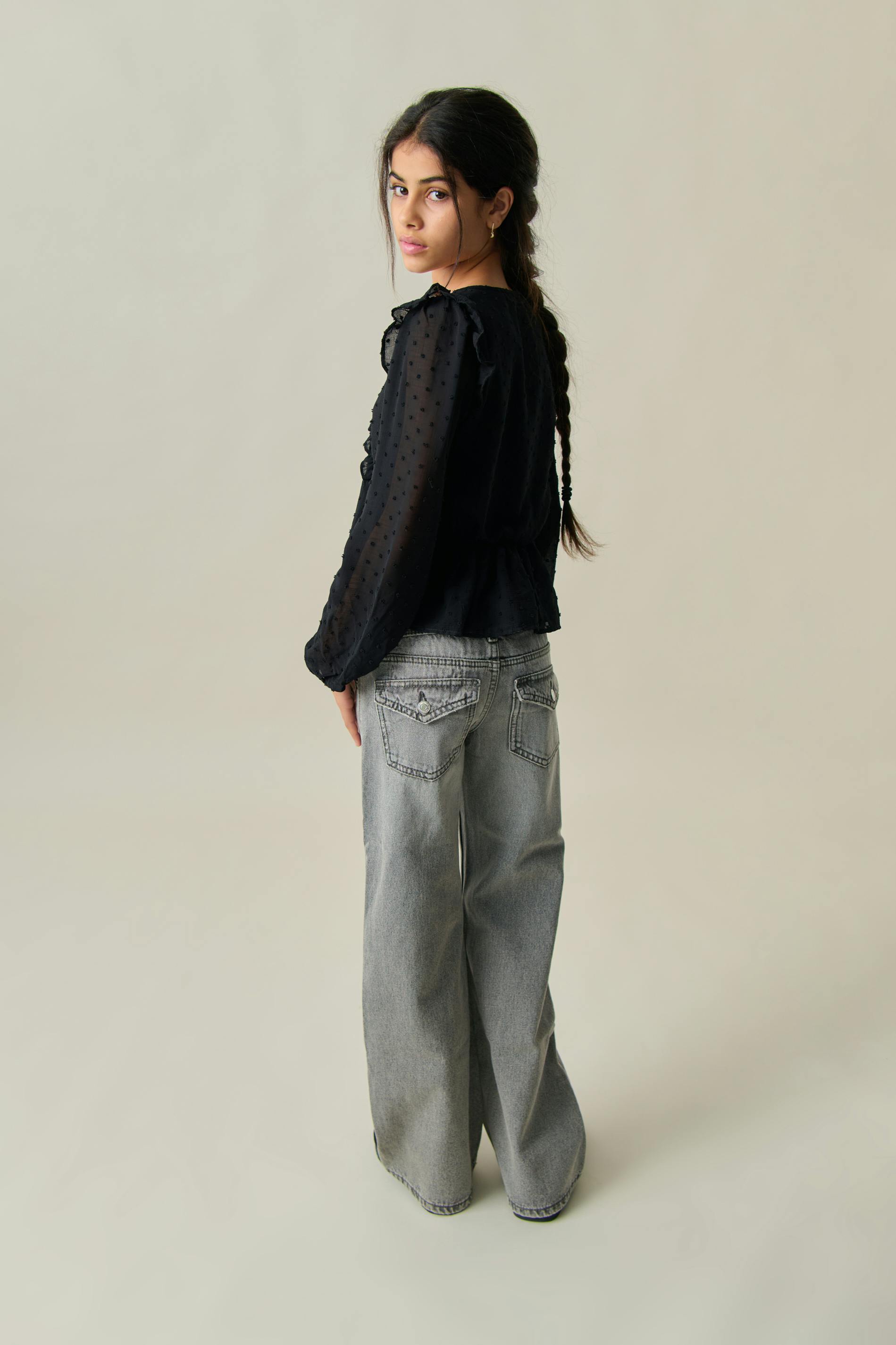 Y frill v blouse