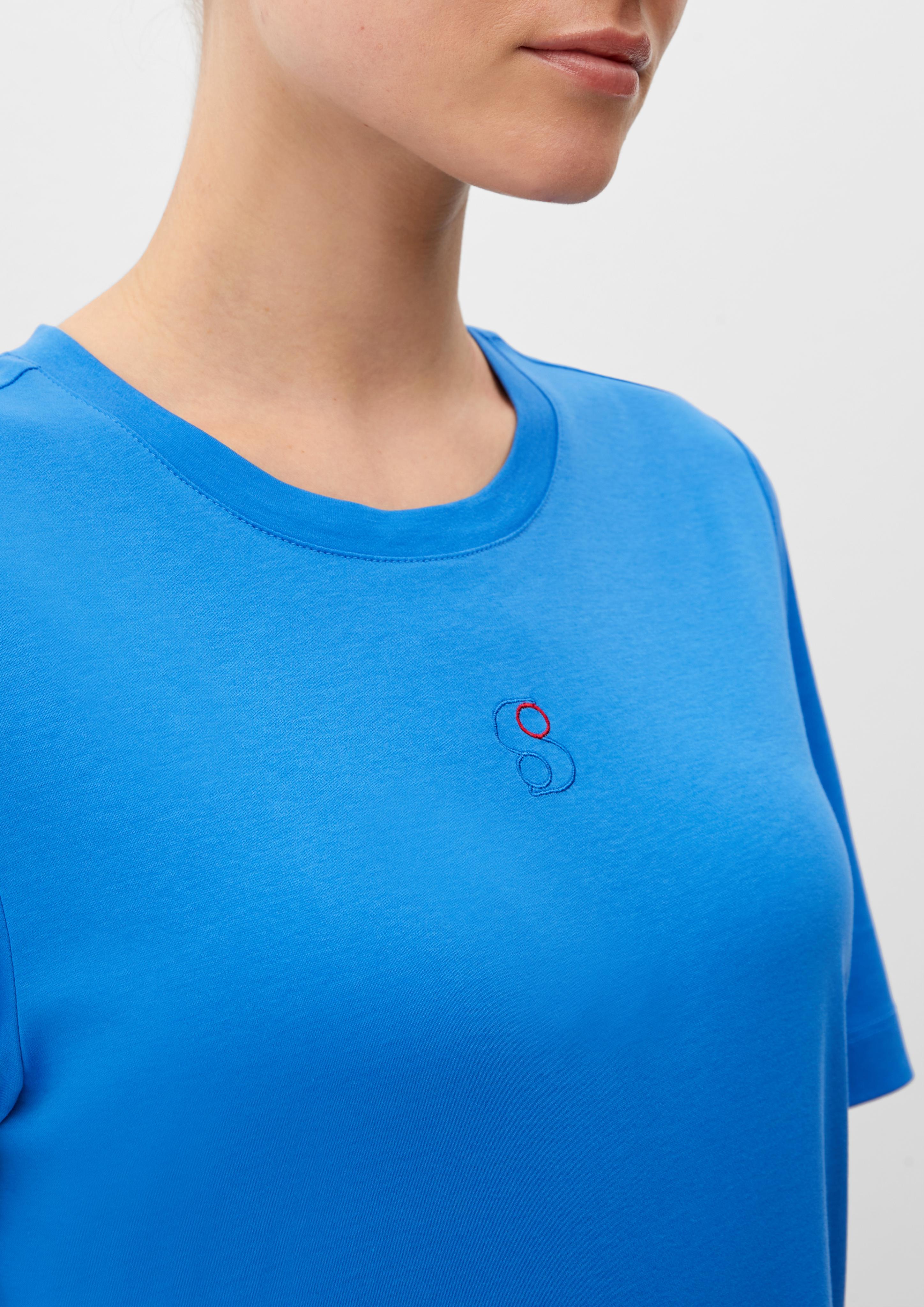 T-Shirt mit Stickerei  2132979-5520