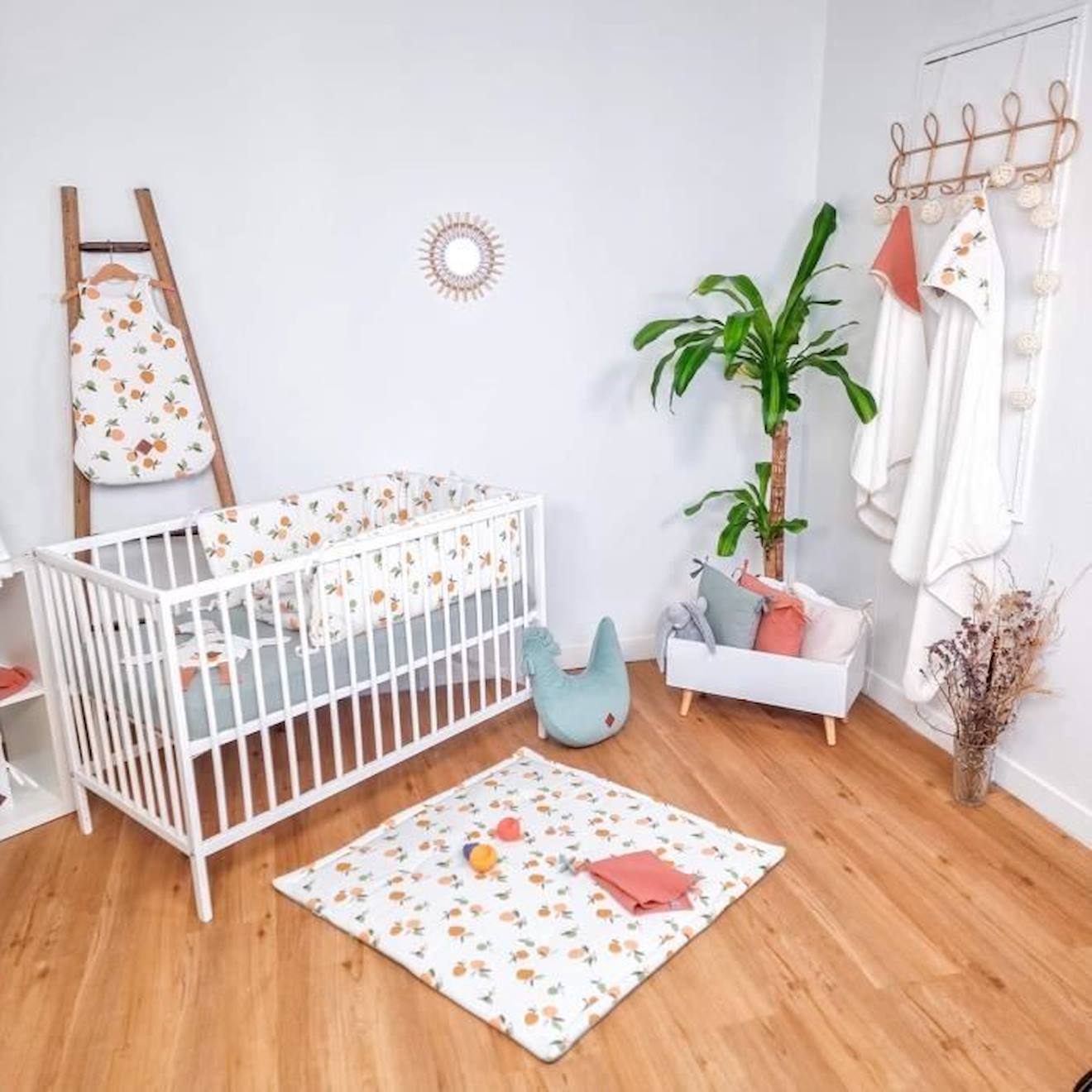 Tour de lit universel en coton, Clem Multicolore Pour lit bébé de 60 x 120 cm ou 70 x 140 cm blanc