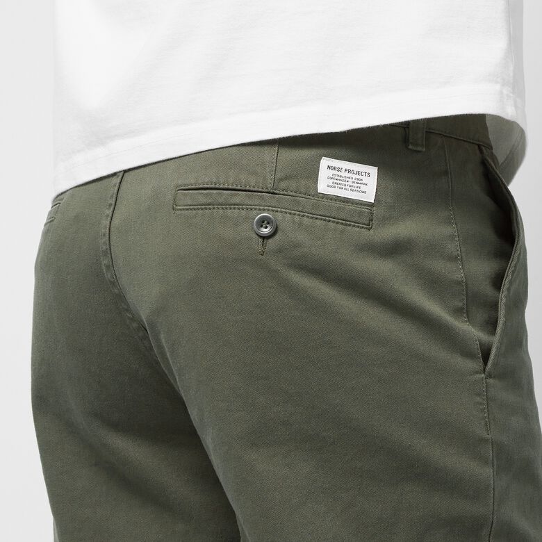 Norse Projects Aros Regular Organic Broken Twill Chino beech green
