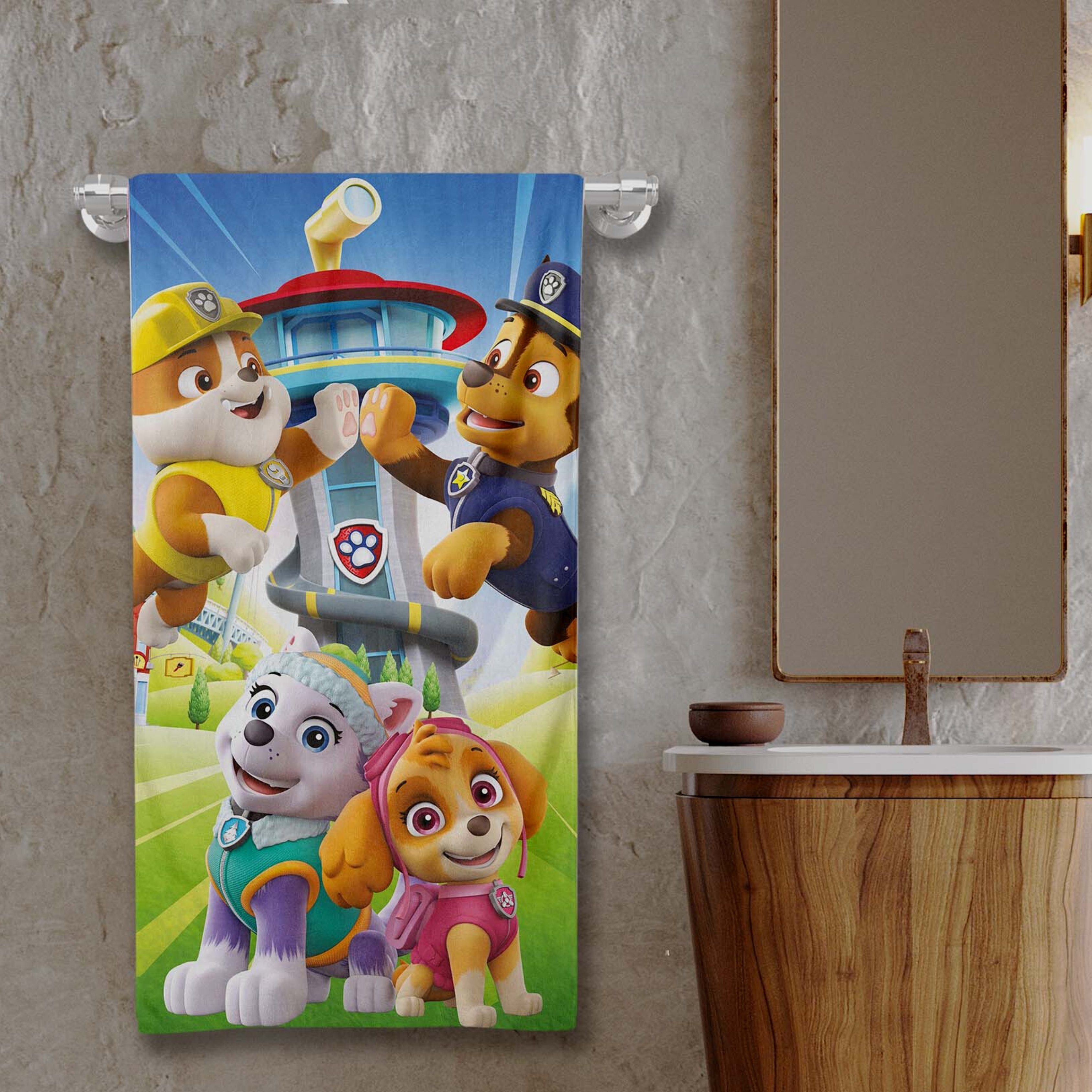 MTOnlinehandel Badetuch Paw Patrol 70x140 cm, 100 %, Baumwolle (1-St), Strandtuch mit Chase, Rubble, Everest & Skye für Kinder