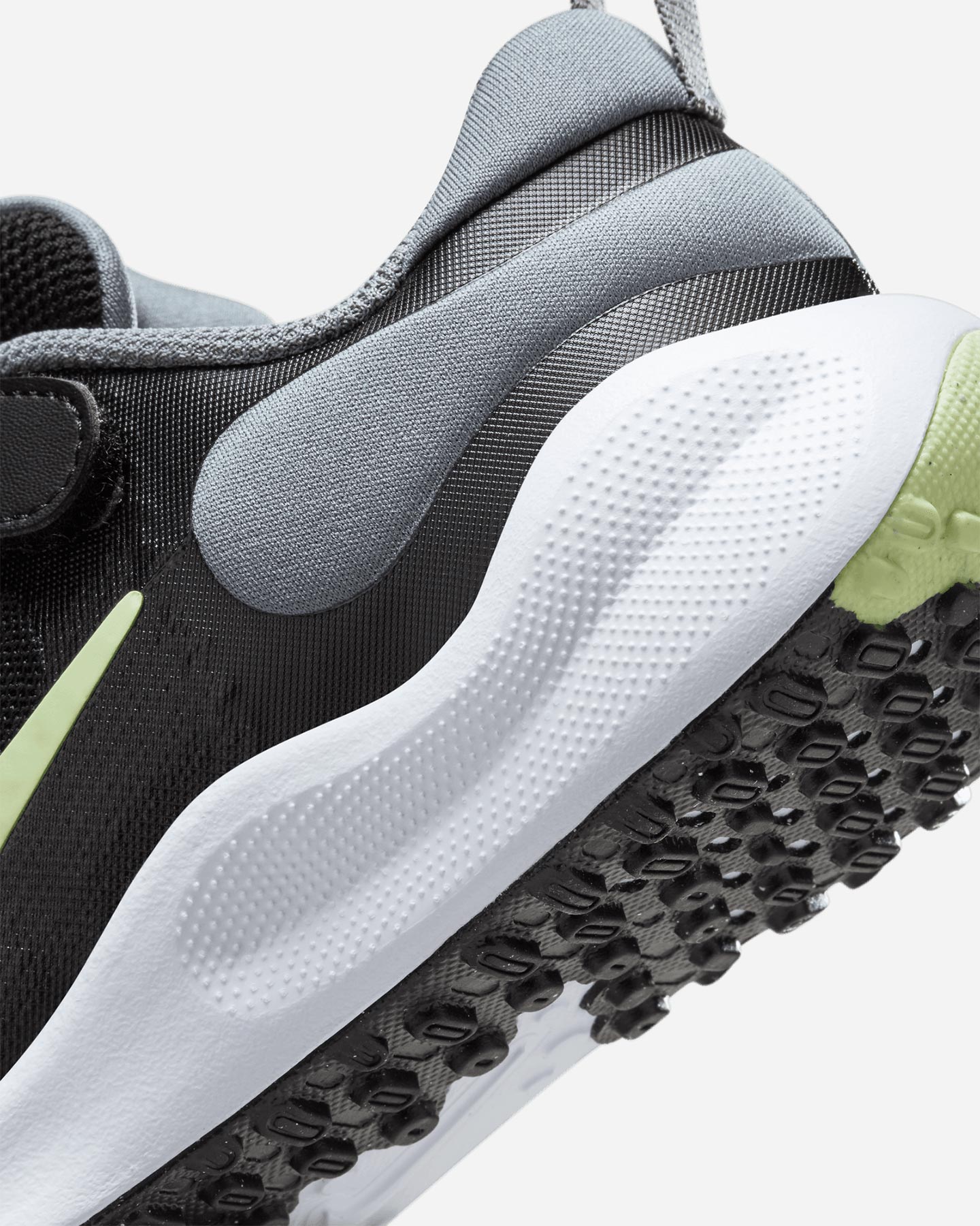 Buty sportowe Nike Revolution 7 Ps Jr FB7690-006