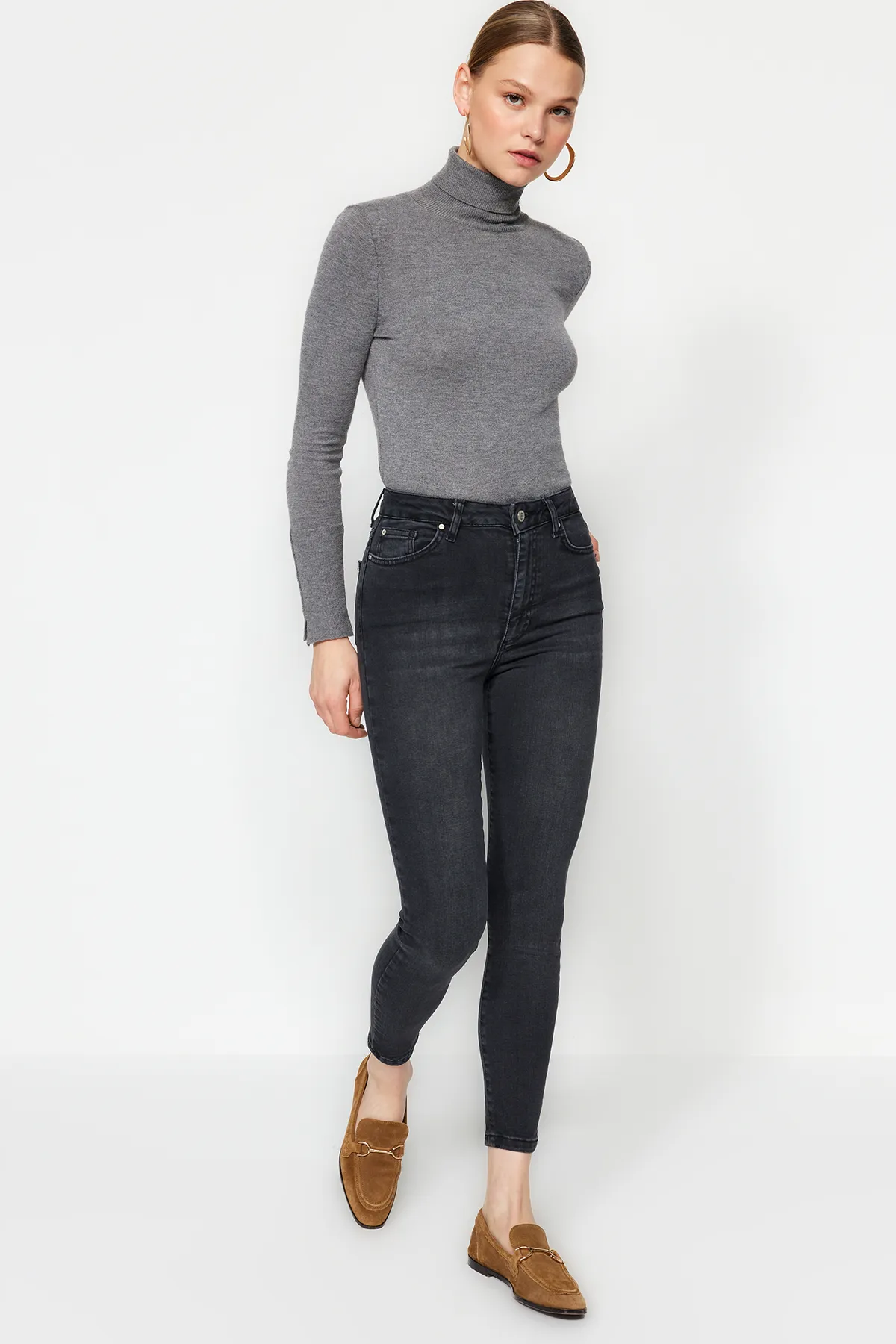 Trendyol Collection  Schwarze High Waist Skinny Jeans in Einheitsgröße TWOAW24JE00277