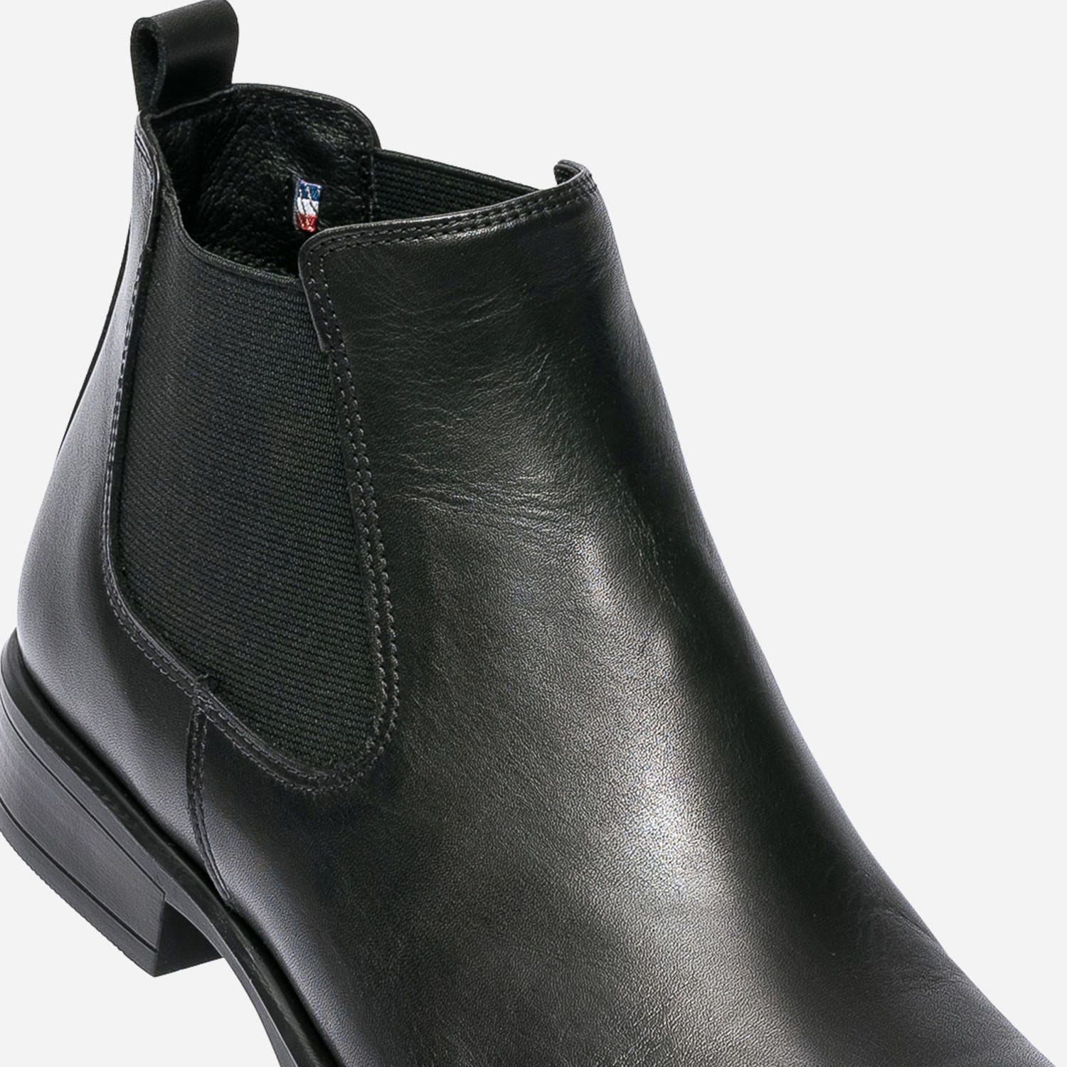 Chelsea boots ERAM FLEX noir en cuir éco-conçu