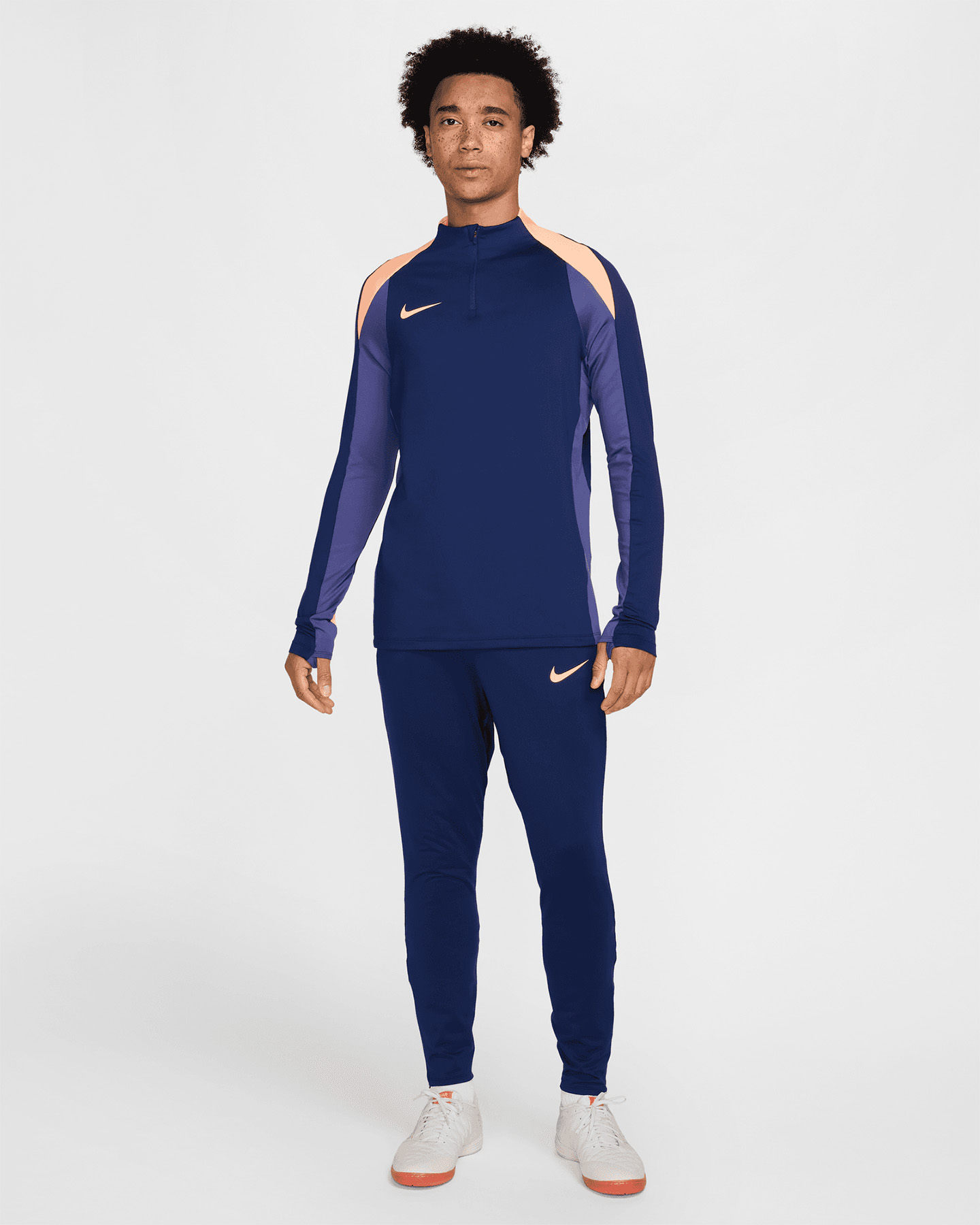 Futbalové šortky Nike Strike M FN2405-493