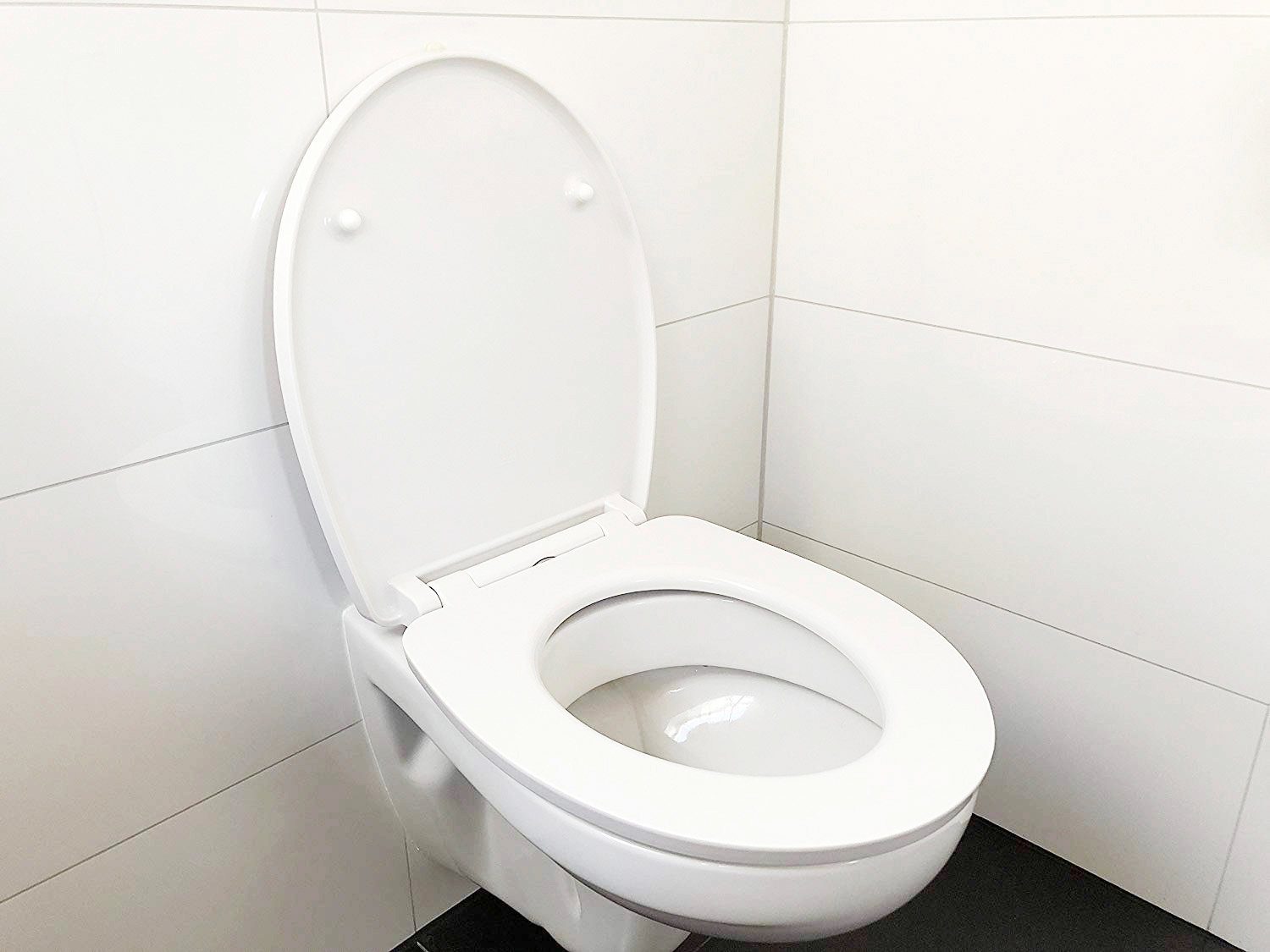 ADOB WC-Sitz Weiß, Absenkautomatik, zur Reinigung auf Knopfdruck abnehmbar