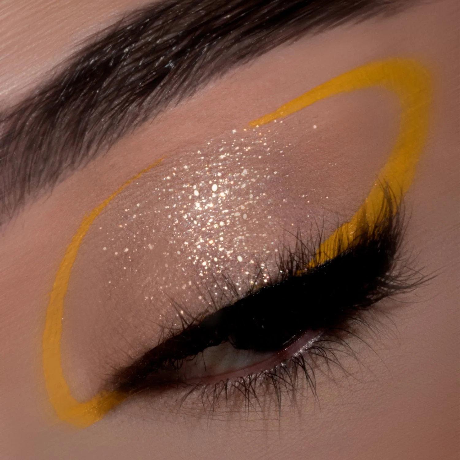 ShowsTopper Candy Eyes - Kremasto sjenilo za oči, Highlighteri i Highlighteri, Sjenilo za oči u prahu