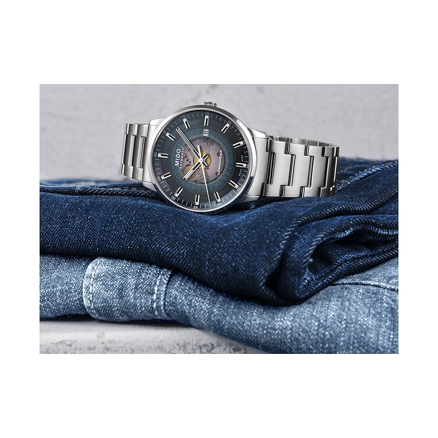 Mido Herrenuhr Commander Gradient