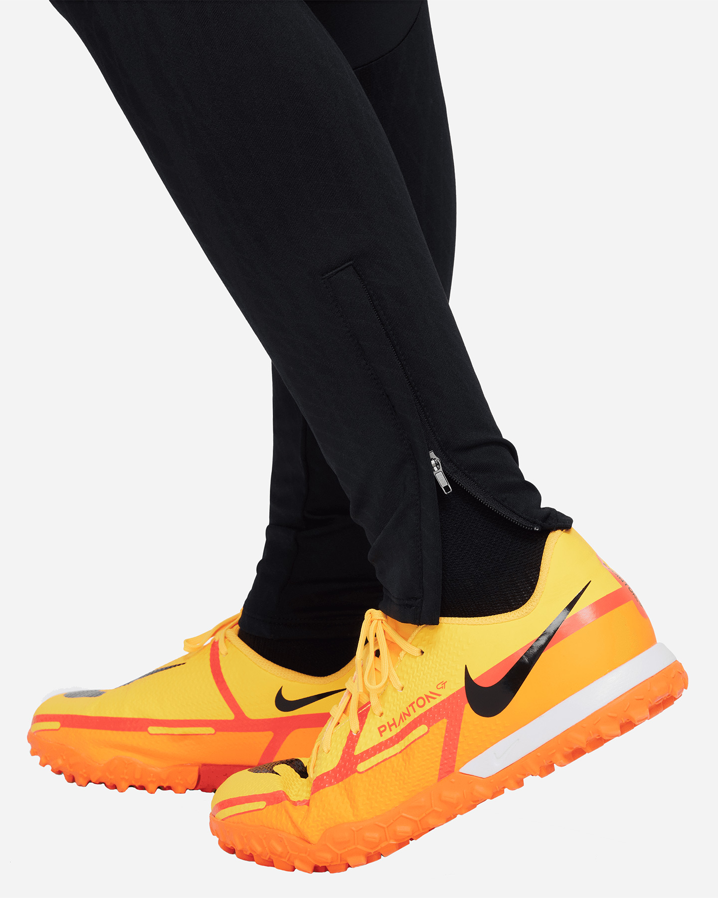 Futbalové šortky Nike Dri Fit Strike Jr. FD0315-011