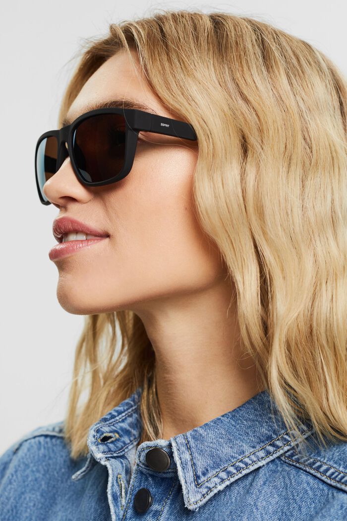 Sport-Sonnenbrille mit mattem Gestell