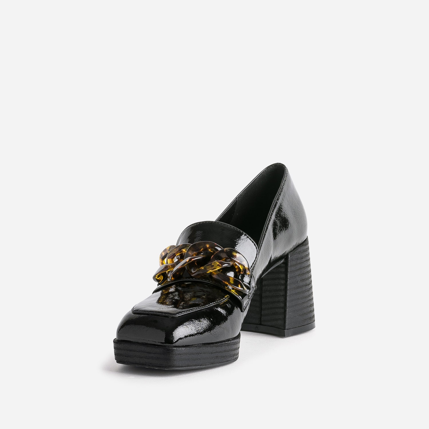 Mocassin à talon noir verni avec maxi chaîne