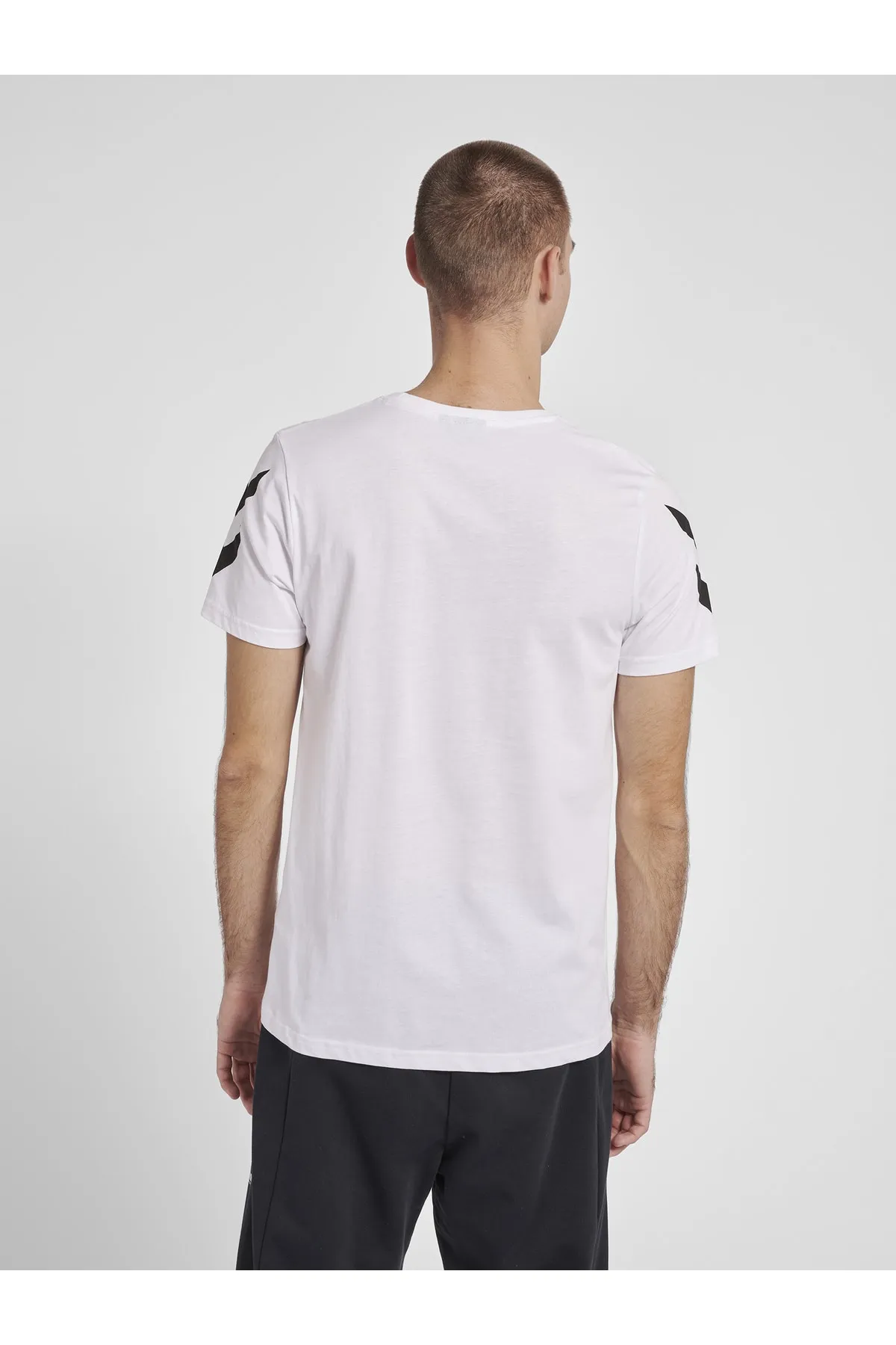 hummel  hmlLEGACY CHEVRON T-SHIRT