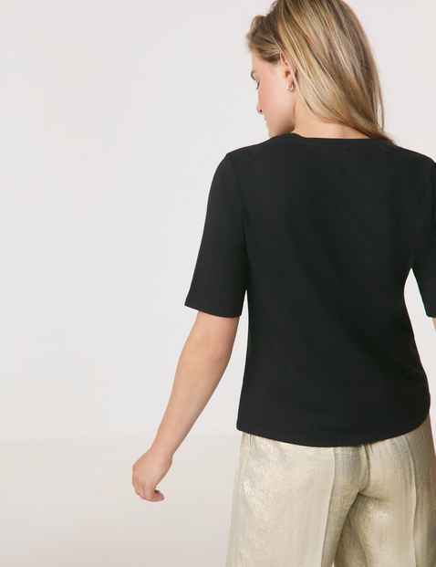 Baumwollshirt mit Zierperlen und Stickerei