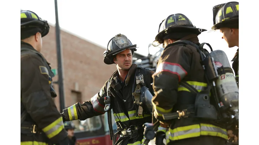 Chicago Fire - Staffel 3  [6 DVDs]
