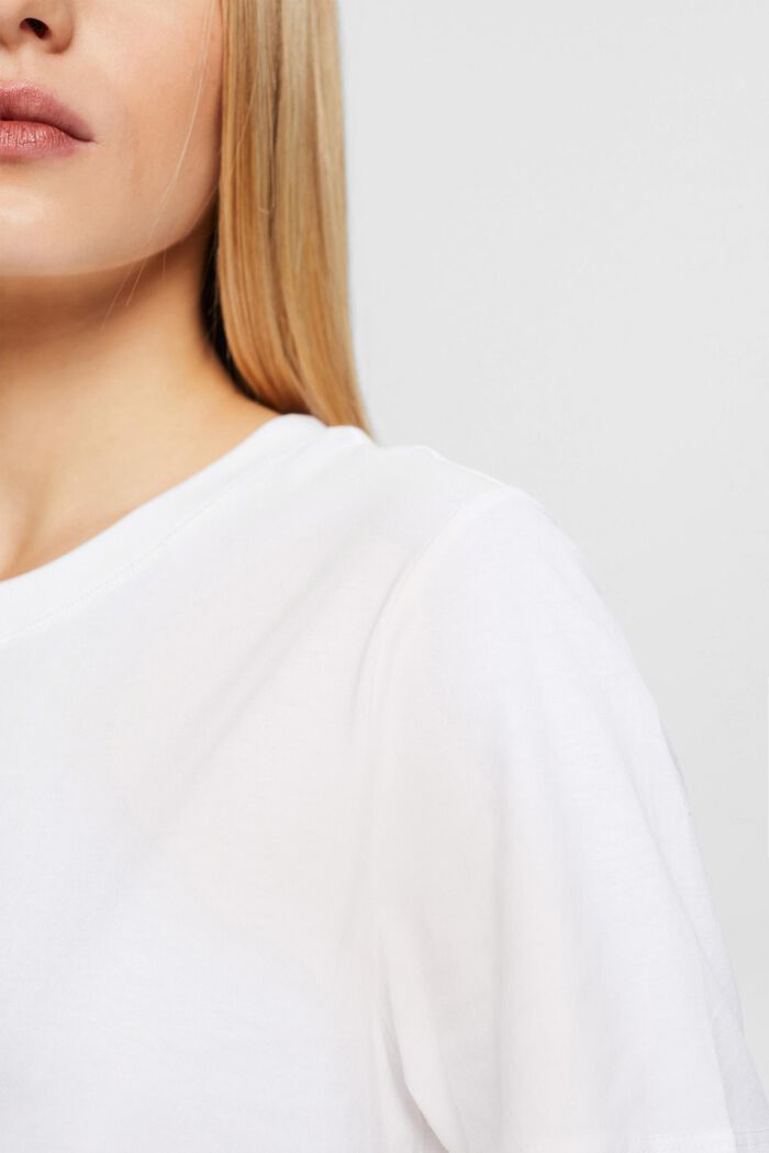 Unifarbenes T-Shirt
