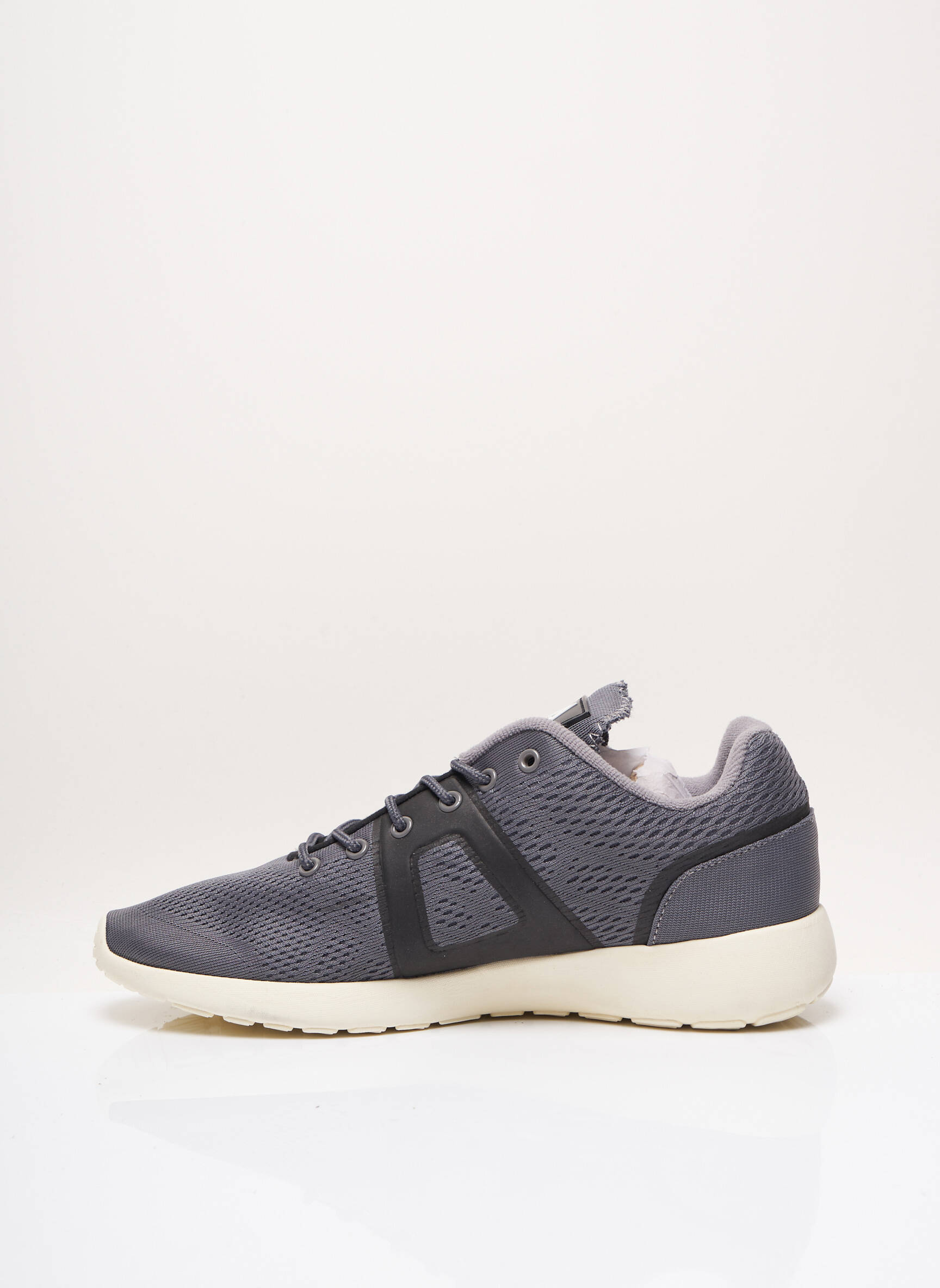 Asfvlt Baskets Femme couleur gris