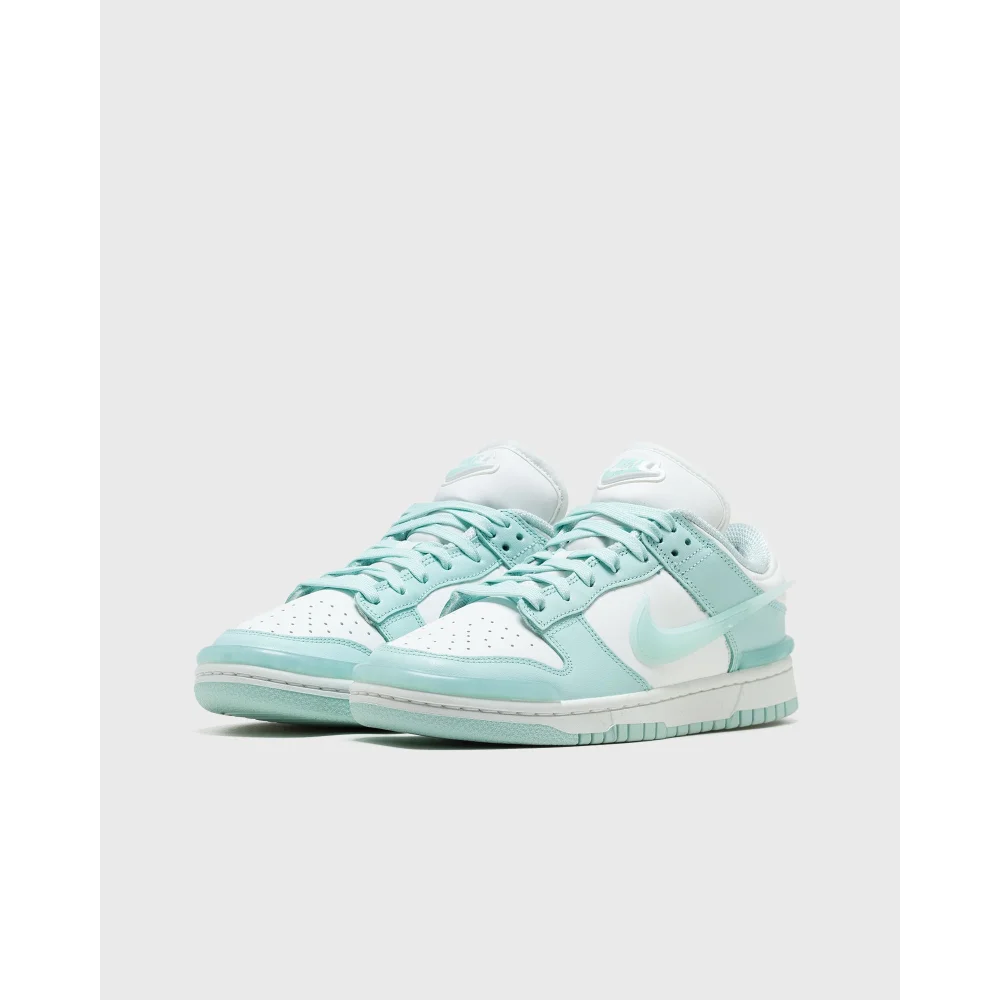 Nike Dunk Low Twist DZ2794-101 / weiss