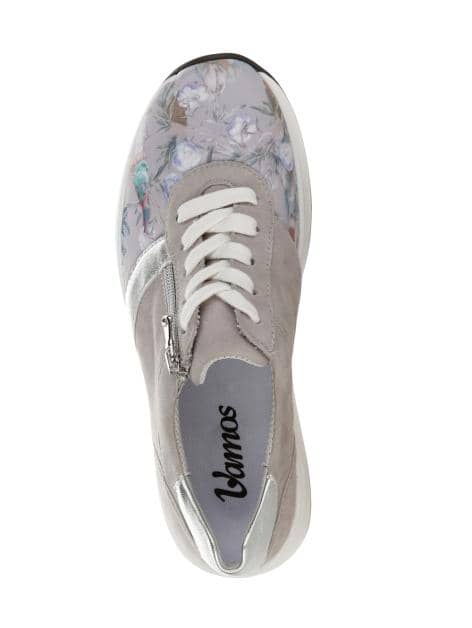 Schnürschuhe mit Mittelfußstütze