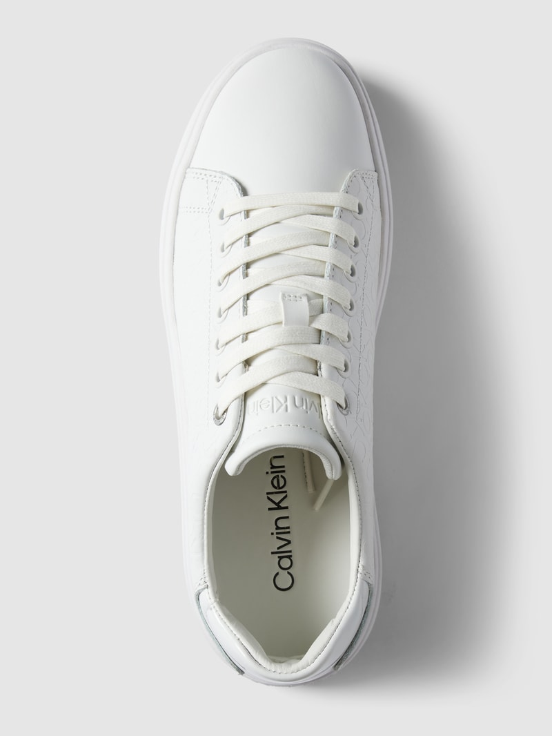 Sneaker aus Leder-Mix mit Label-Details Modell 'RAISED' in weiß